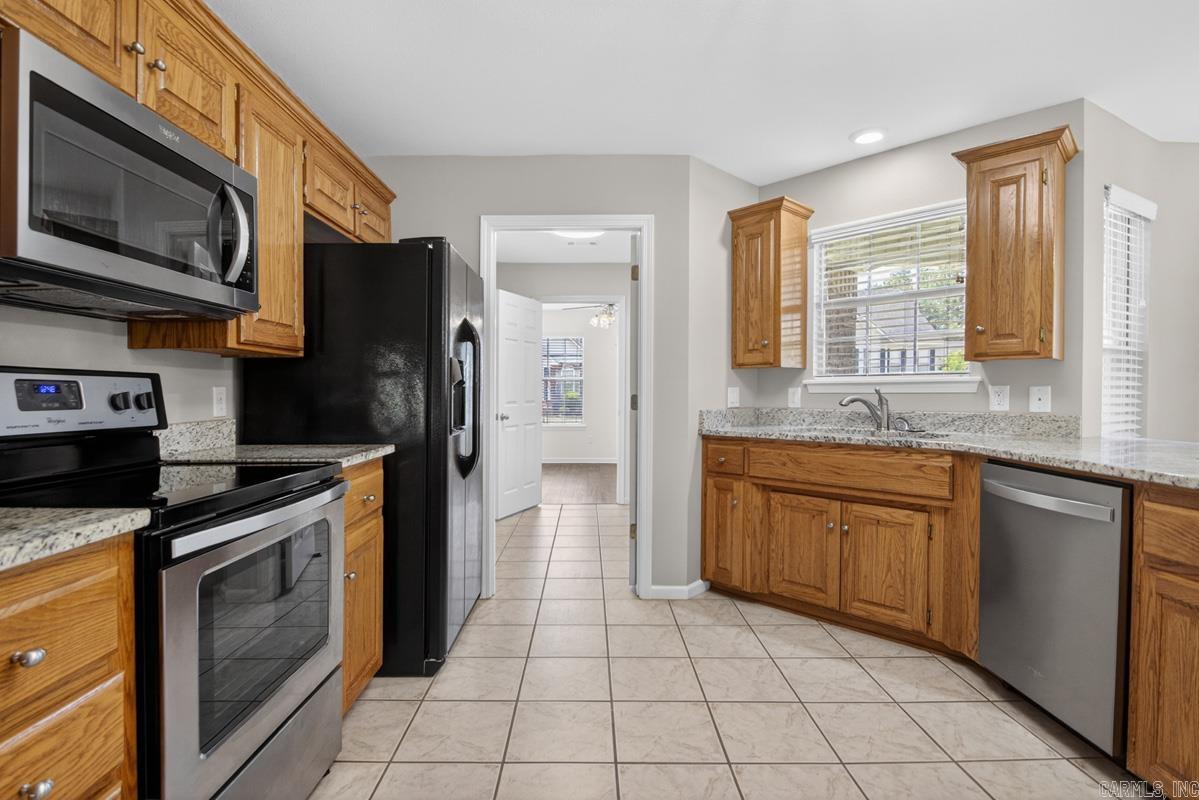 ROYAL OAKS - Residential