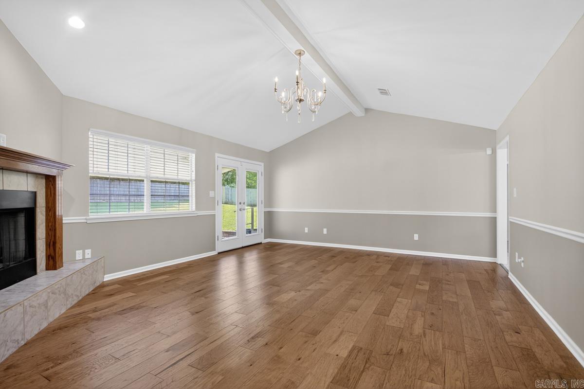 ROYAL OAKS - Residential