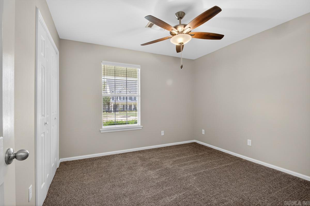 ROYAL OAKS - Residential