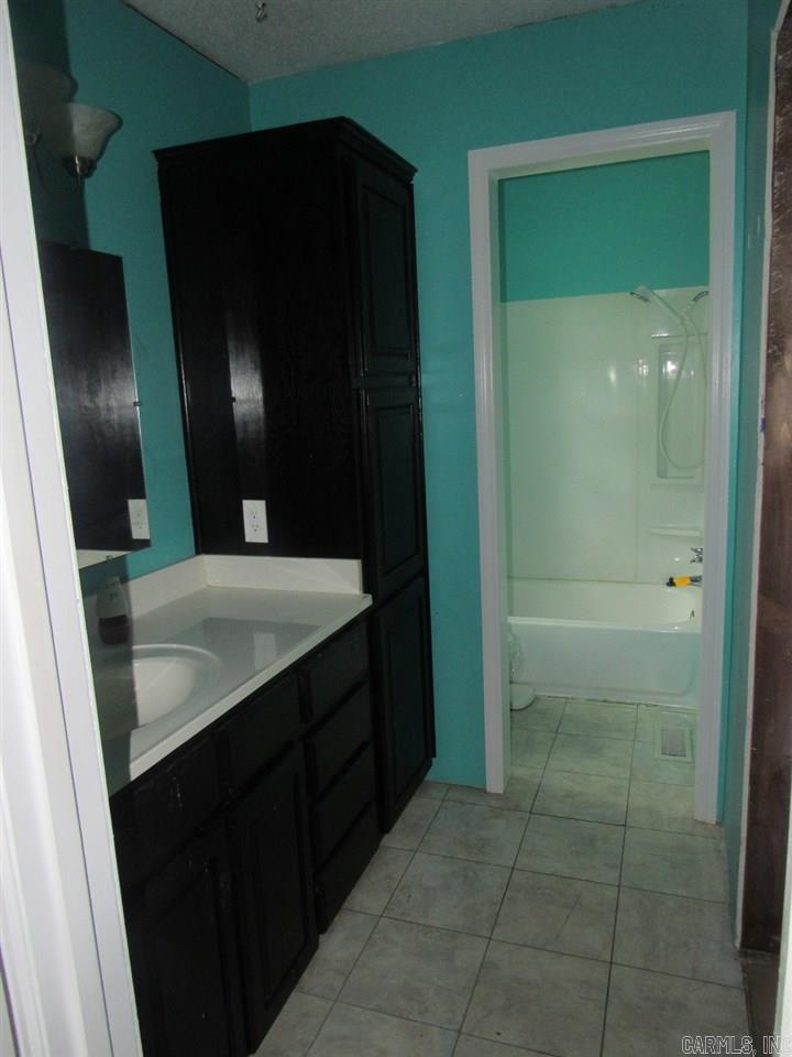 ARBOR OAKS - Residential