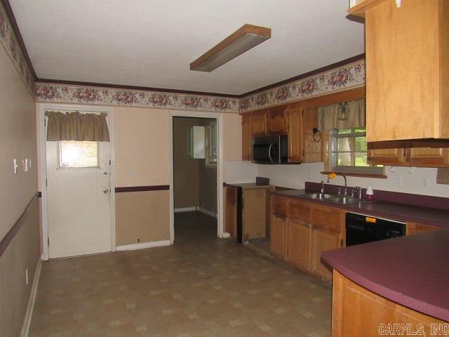 ARBOR OAKS - Residential