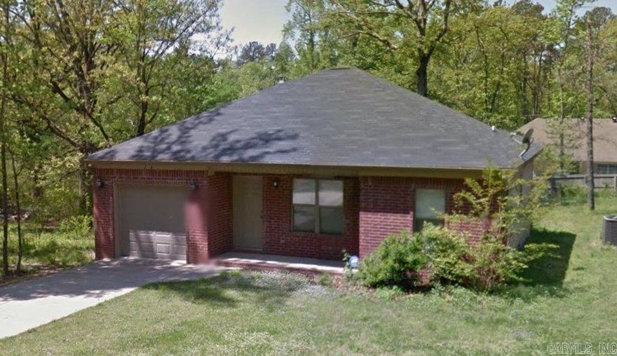 Cozy 3 Bedroom 2 Bath in John Barrow Subdivision,