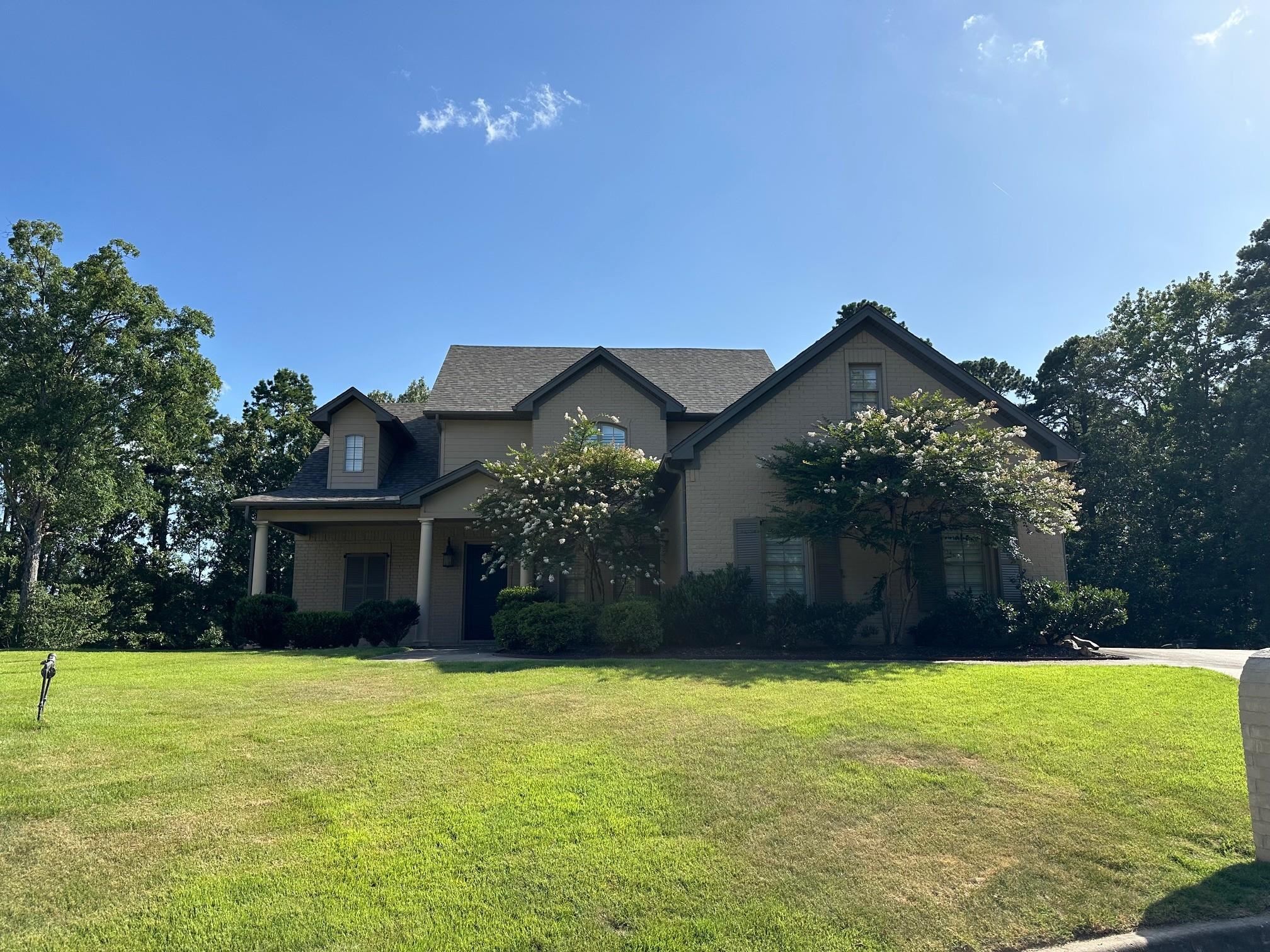 Beautiful custom built home on quiet cul-de-sac in Chenal Valley. Spacious living and wonderful decor. Primary on main level. Fabulous home for family living and entertaining friends. Large banquet dining and excellent kitchen open floor plan. 4 bedrooms up. Large lot with in gorgeous in ground pool.