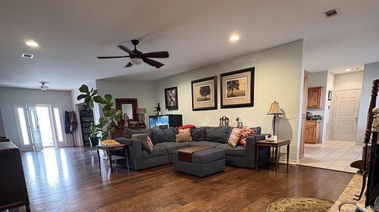 Fountain Lake - Residential