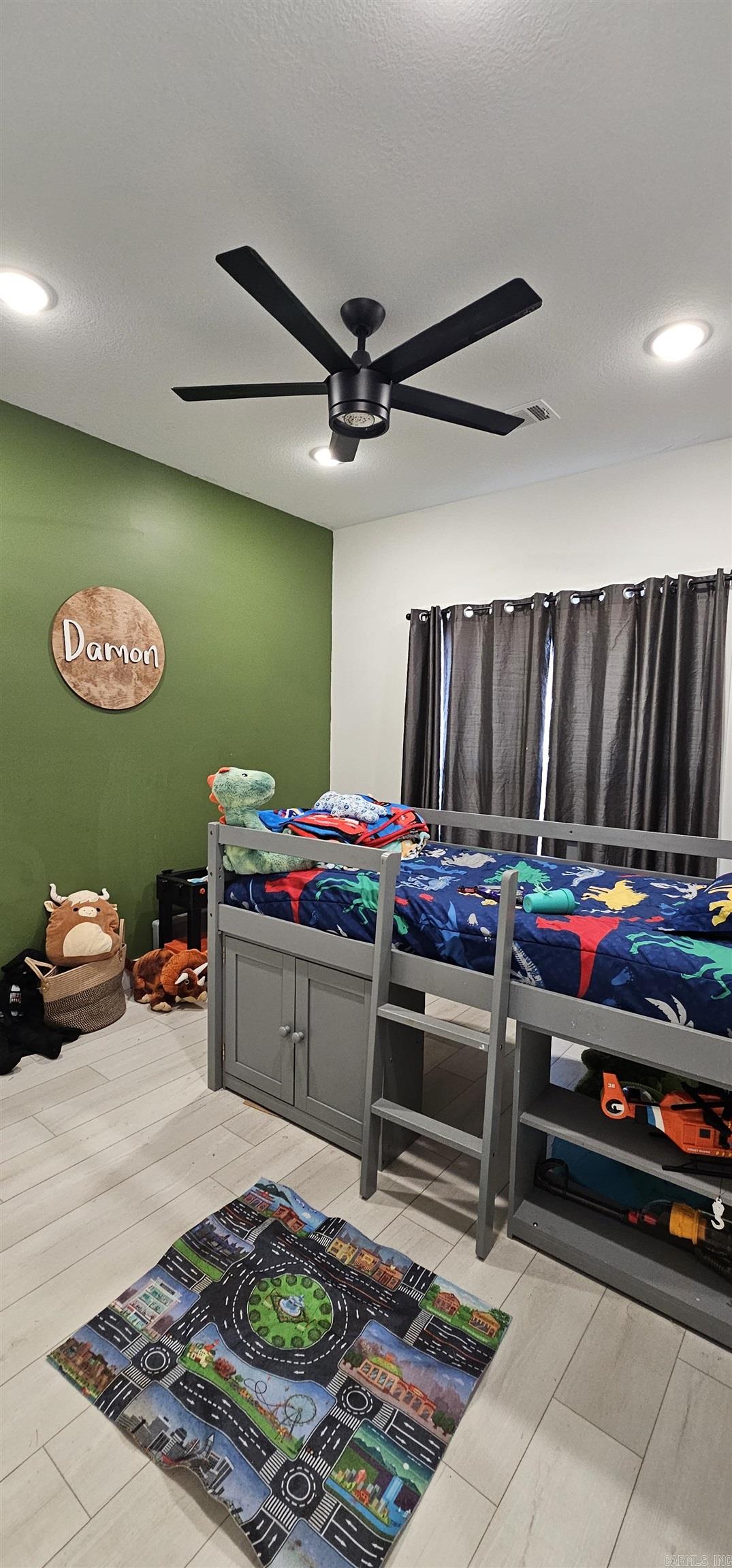 Hidden Creek I - Residential