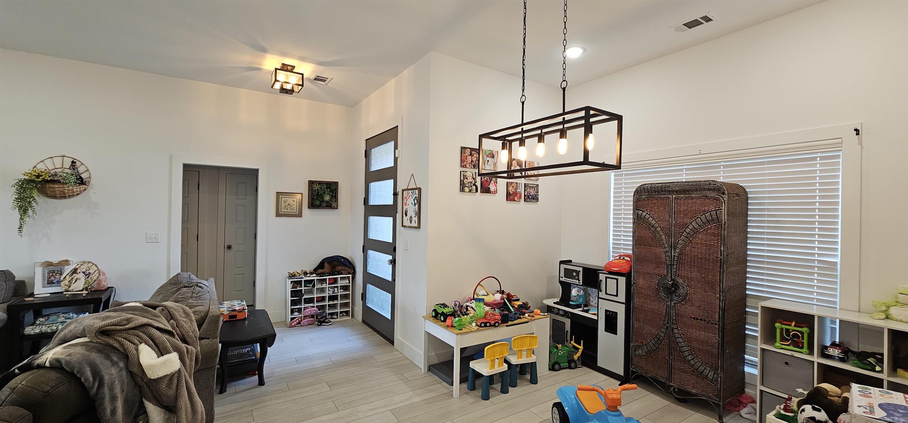 Hidden Creek I - Residential