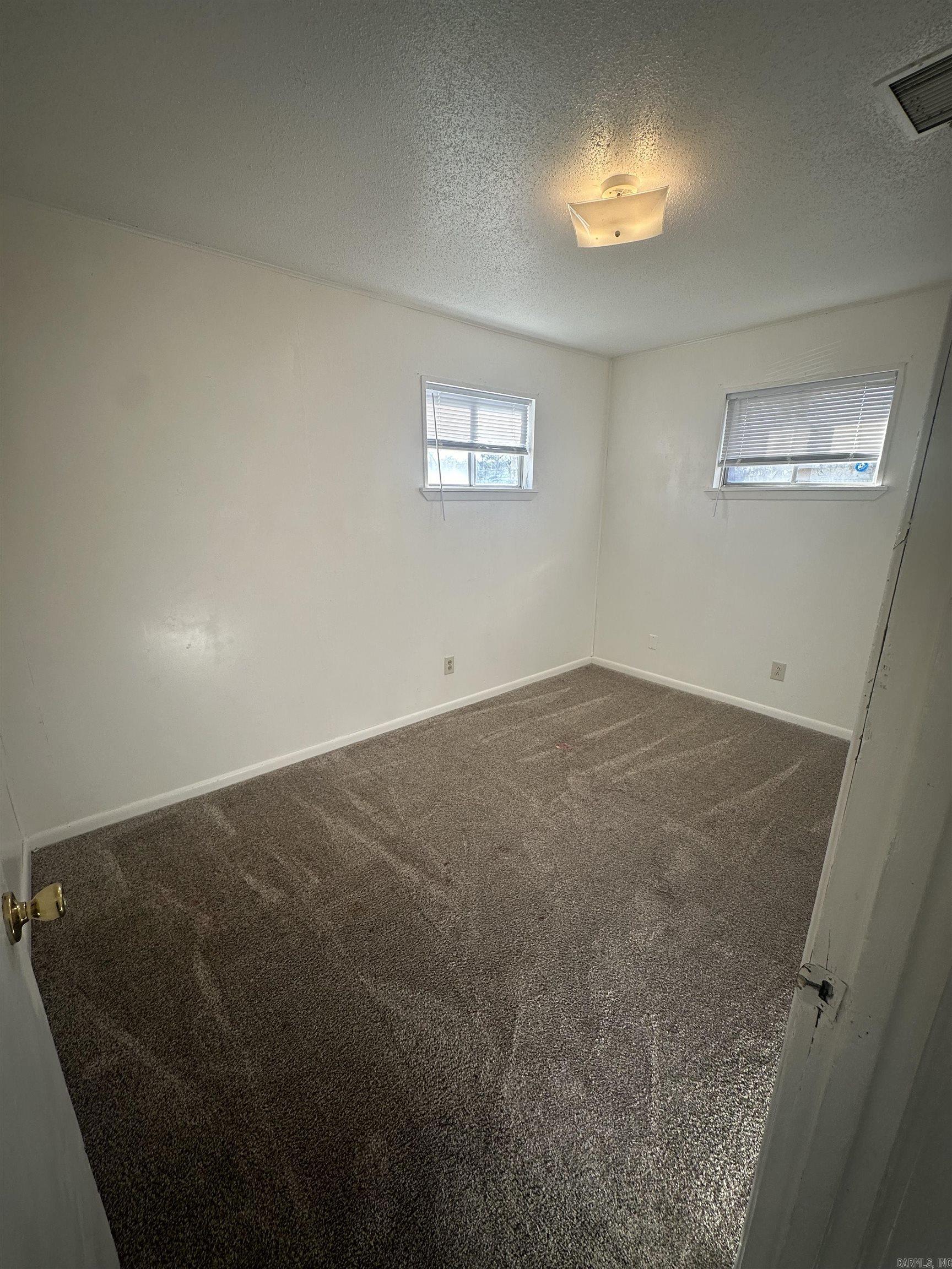 Duprees East Jack - Residential Lease