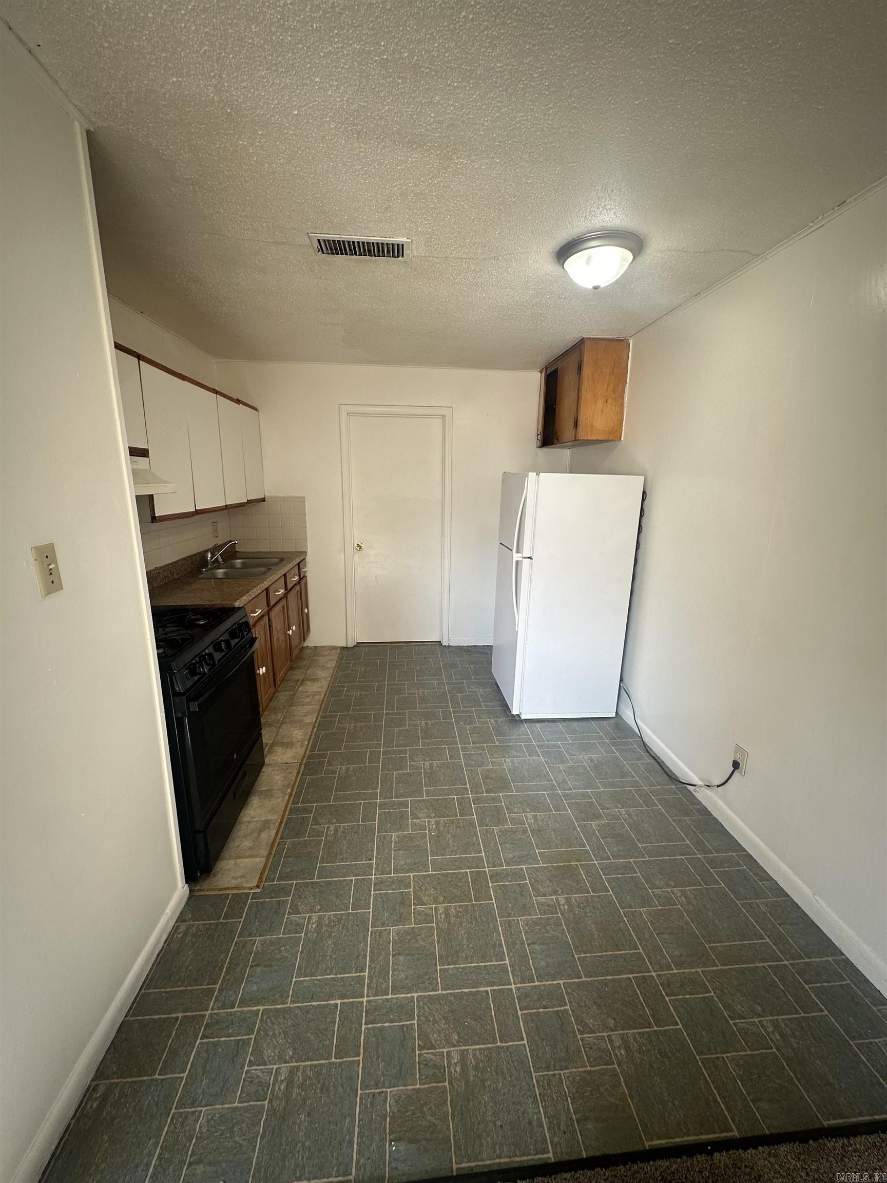 Duprees East Jack - Residential Lease