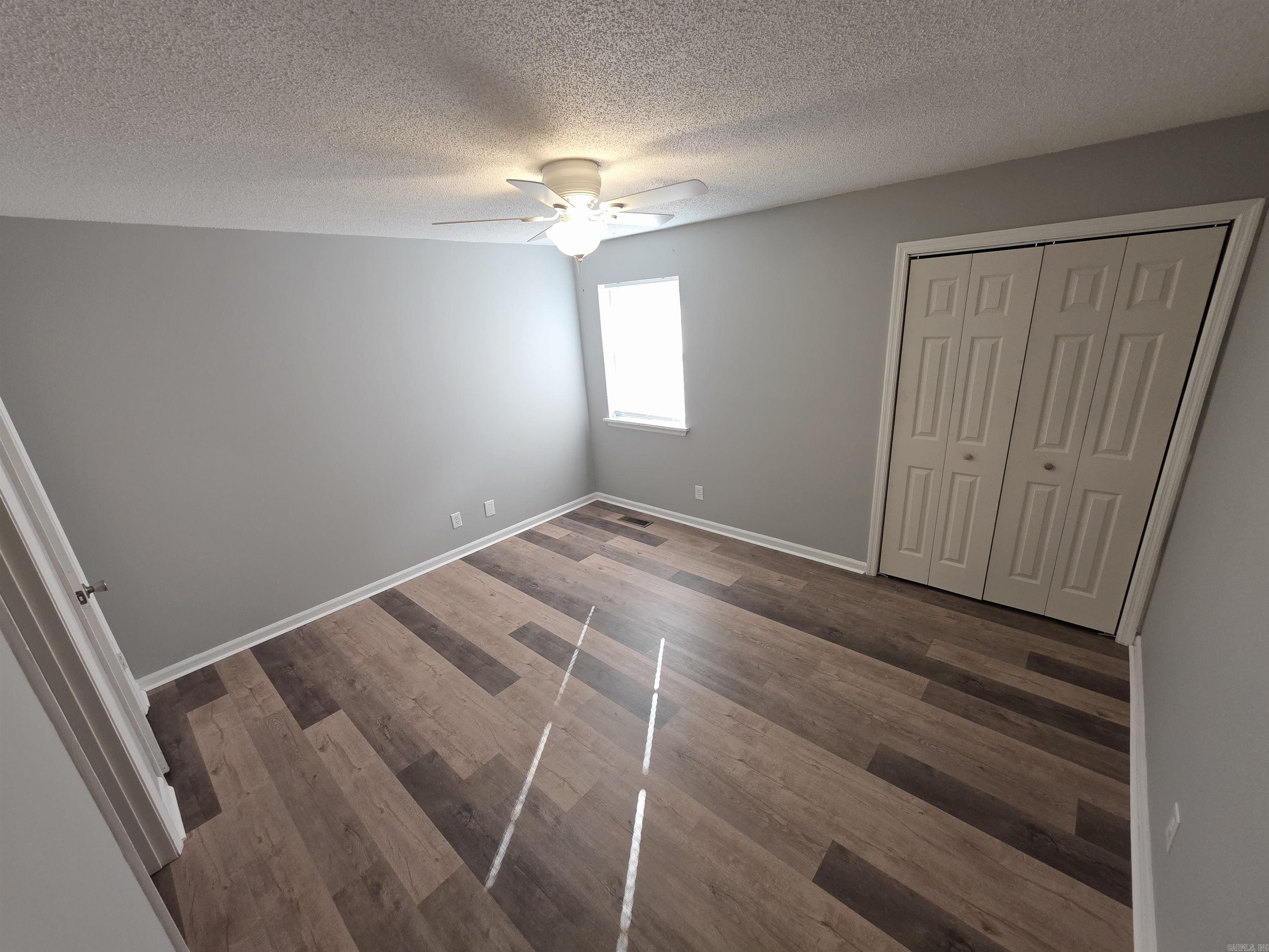 Royal Manor - Residential Lease