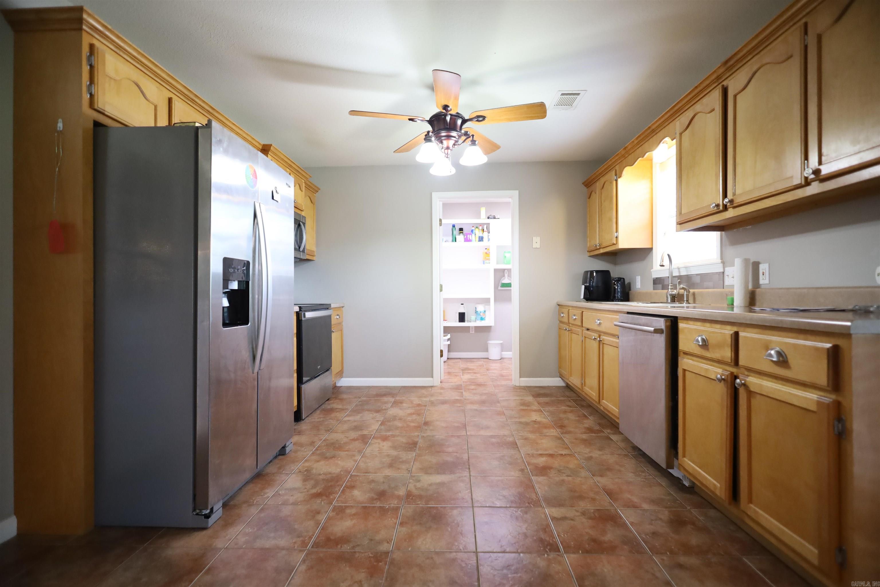 CARRIAGE HILL - Residential