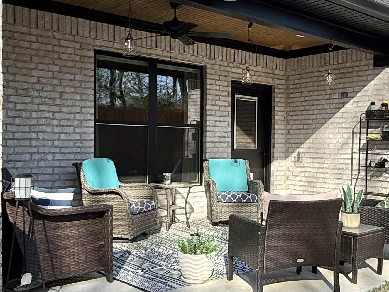 CORAL RIDGE - Residential