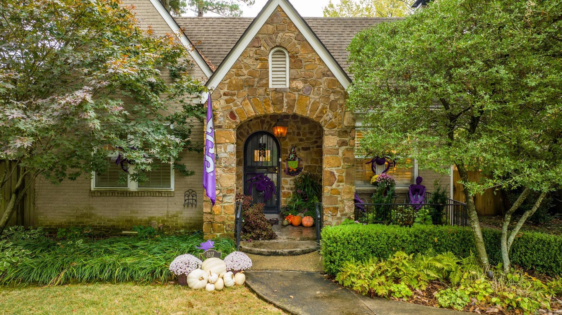 SHADOWLAWN - Residential