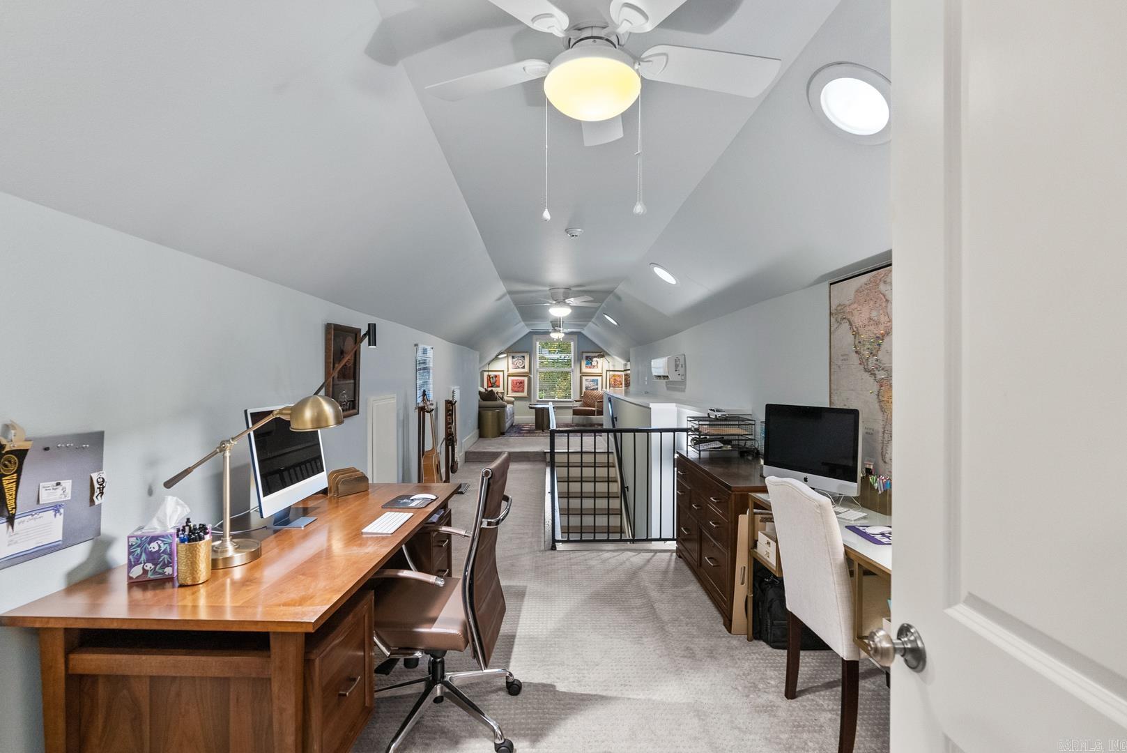 SHADOWLAWN - Residential