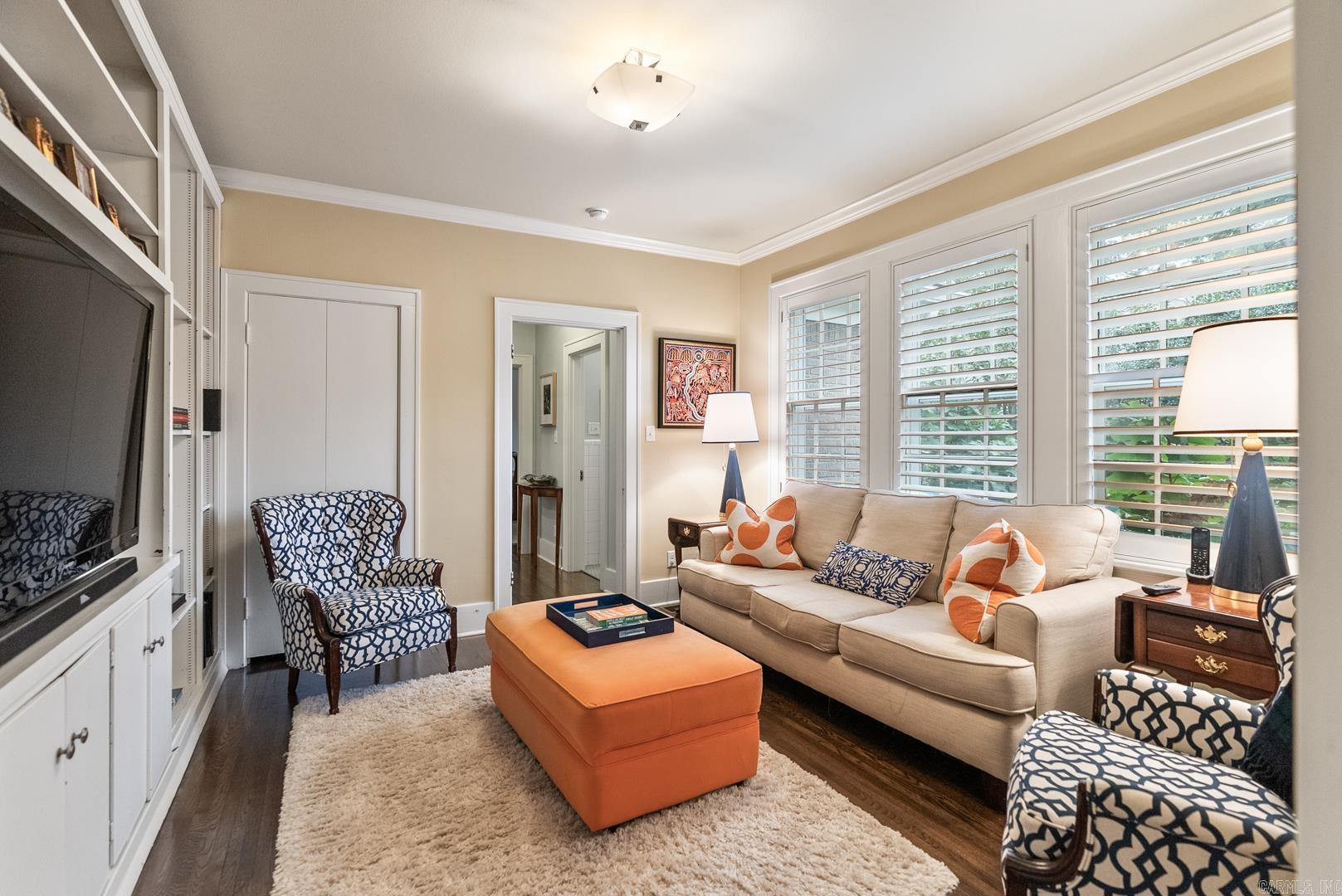 SHADOWLAWN - Residential