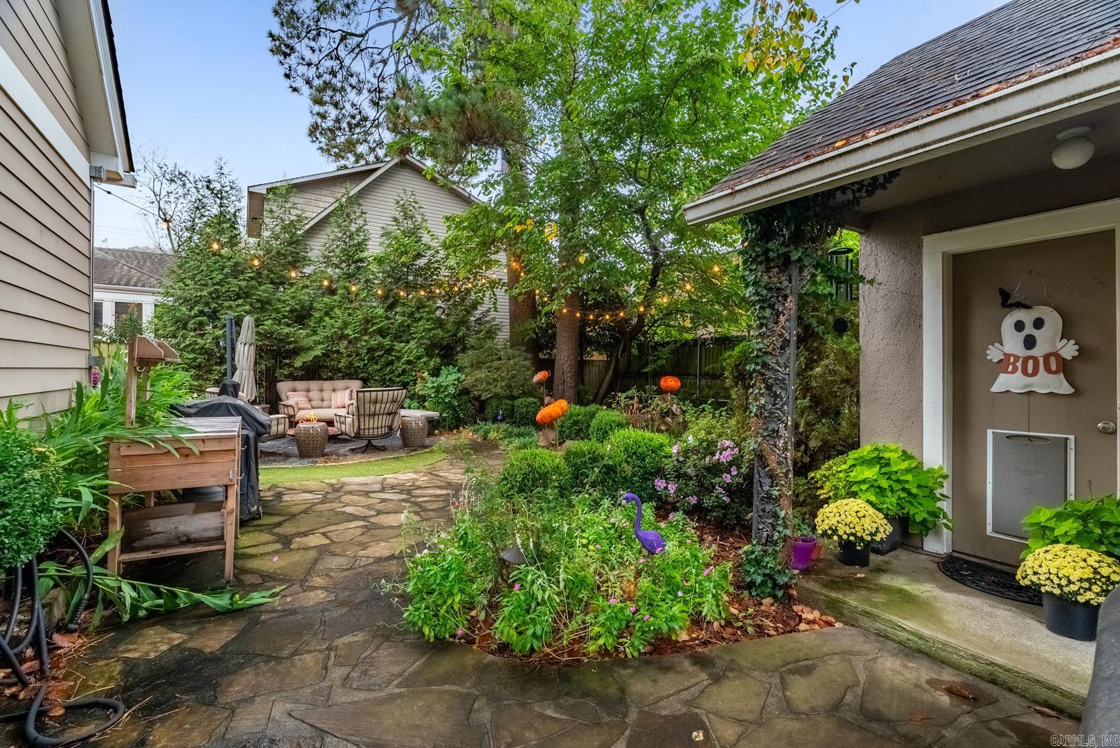 SHADOWLAWN - Residential