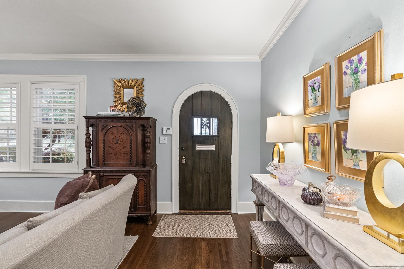 SHADOWLAWN - Residential