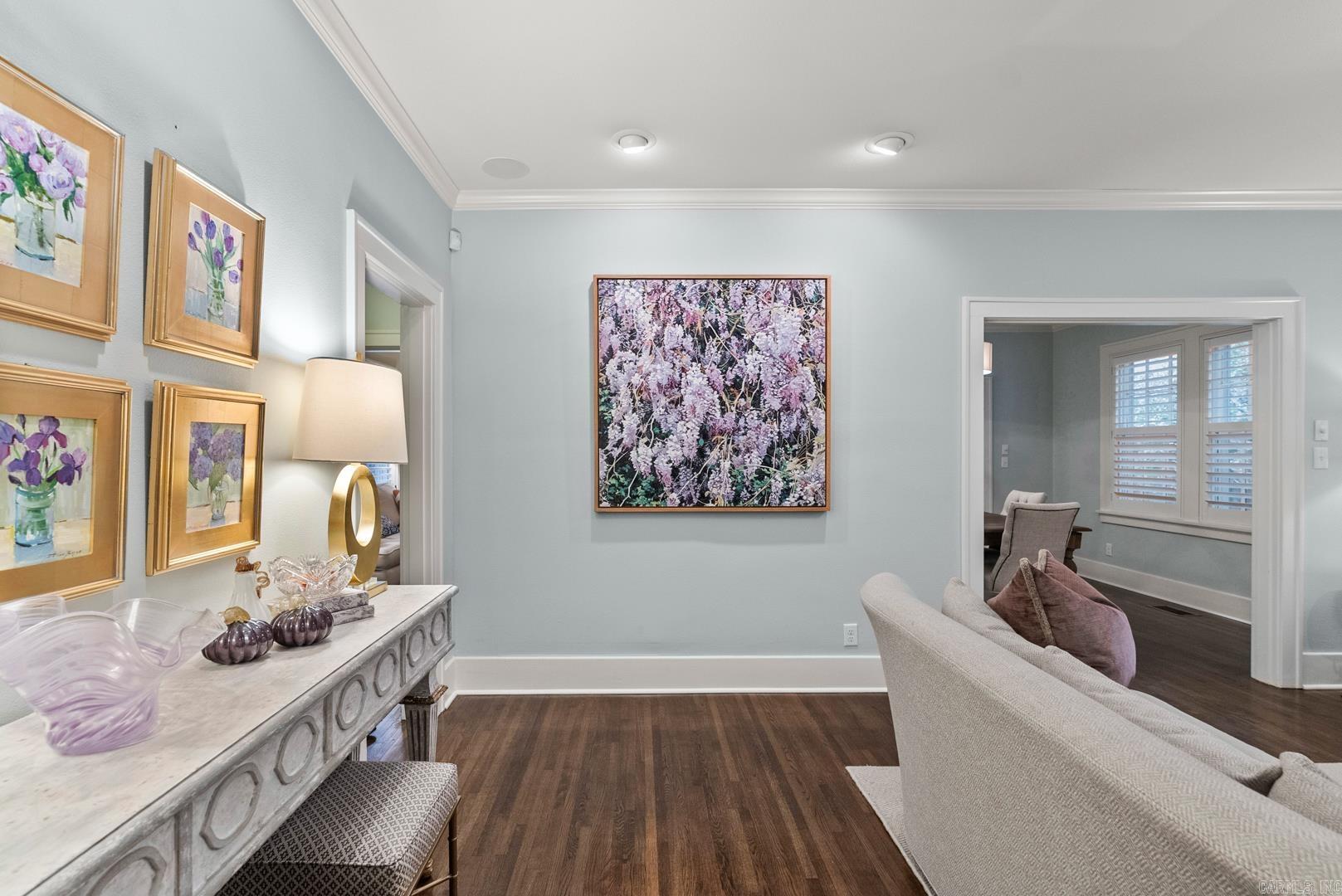 SHADOWLAWN - Residential