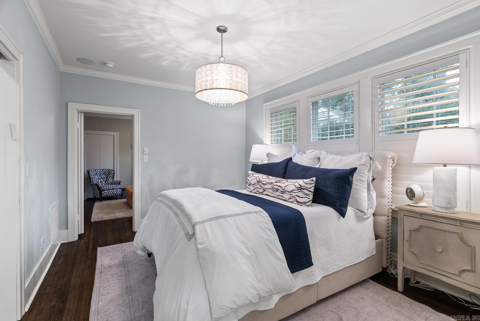 SHADOWLAWN - Residential