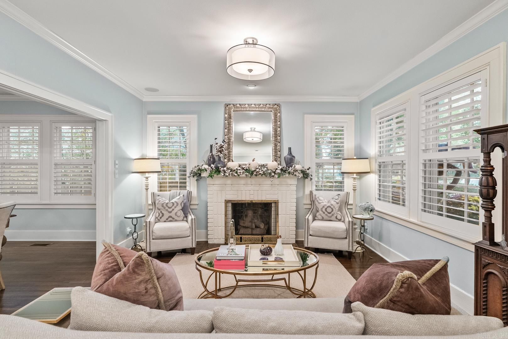 SHADOWLAWN - Residential