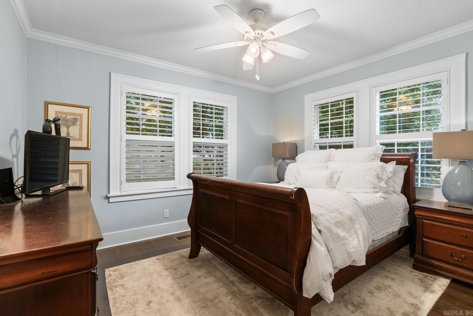 SHADOWLAWN - Residential