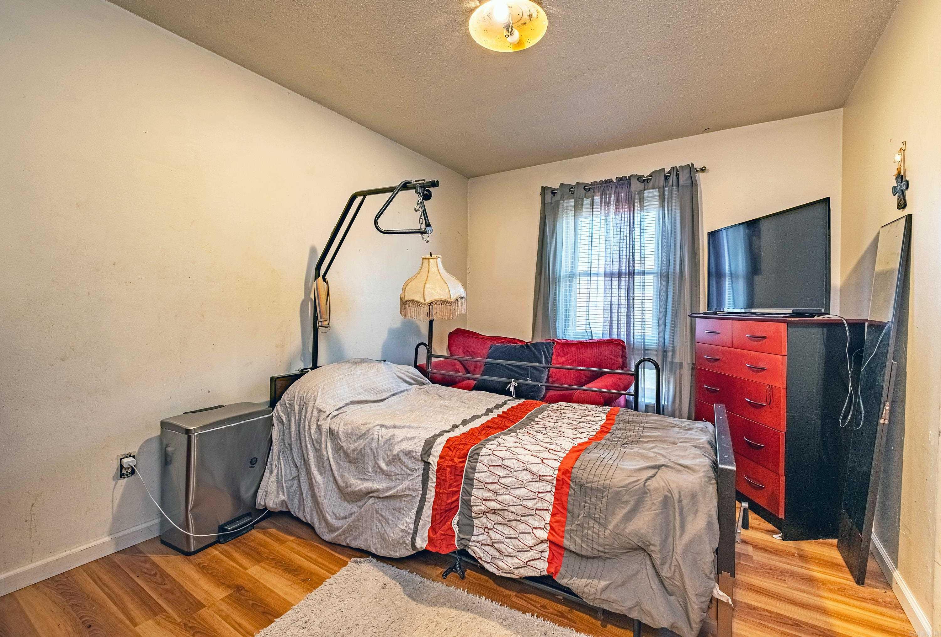 UNIVERSITY PARK NO - Residential