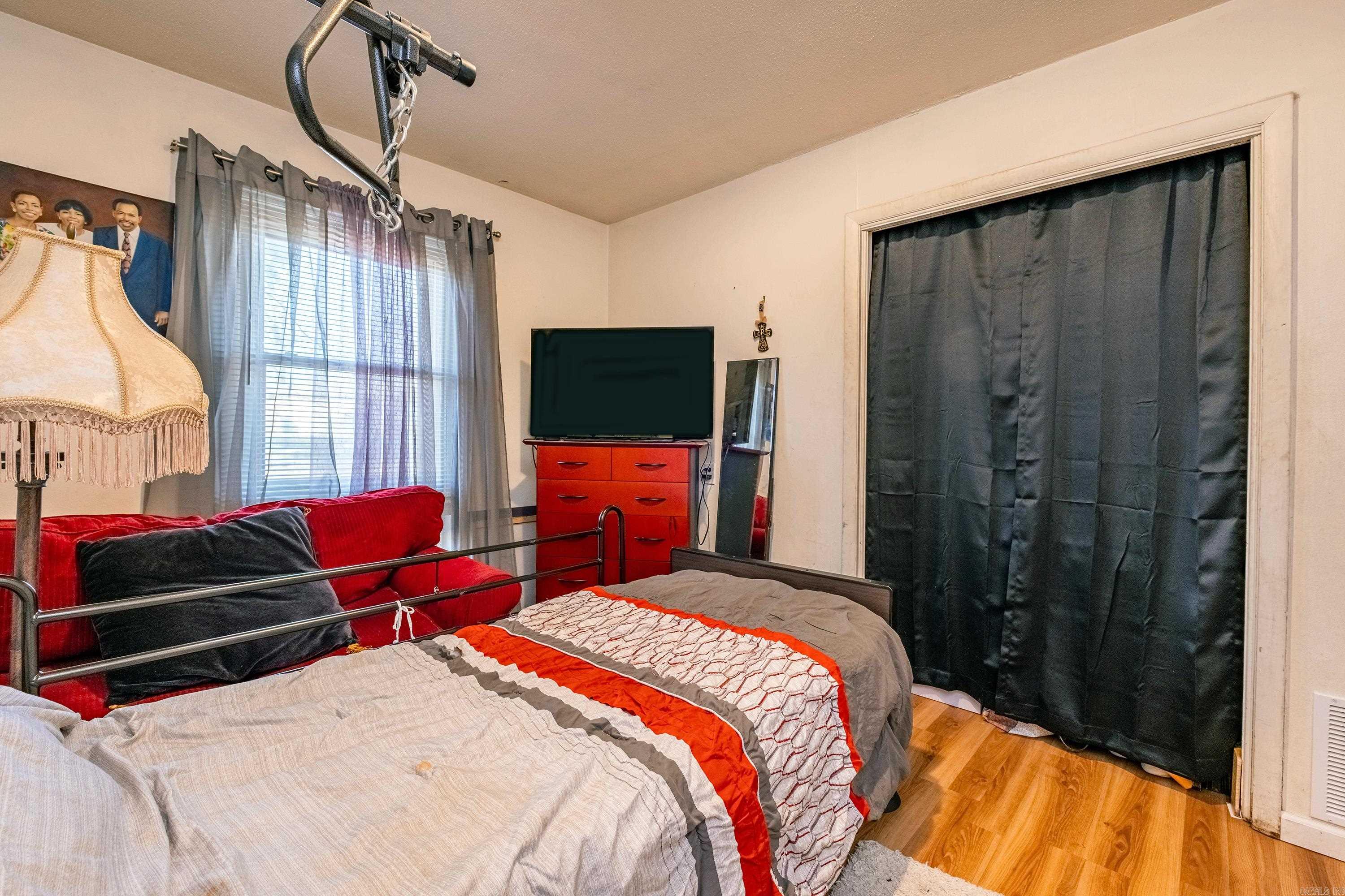 UNIVERSITY PARK NO - Residential