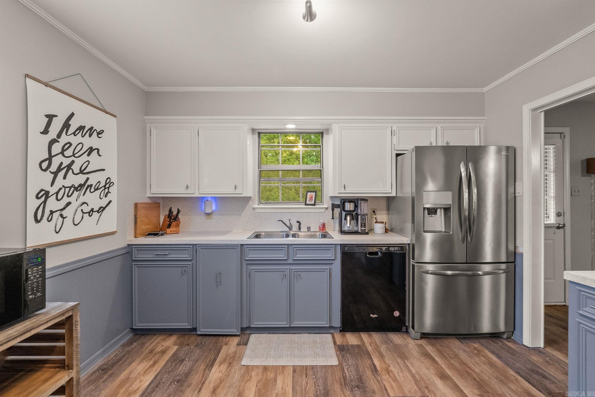 PARKWAY PLACE - Residential