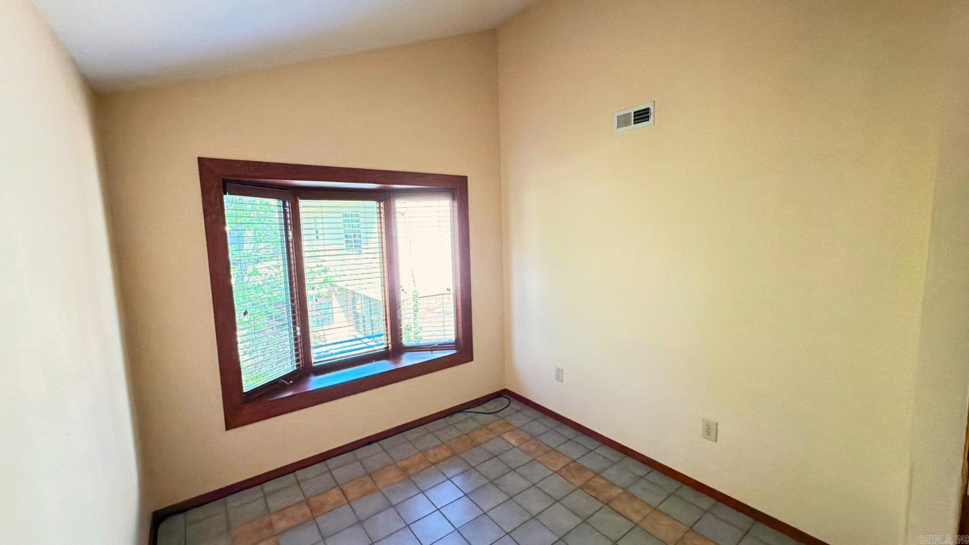 Marlowe Dr - Residential