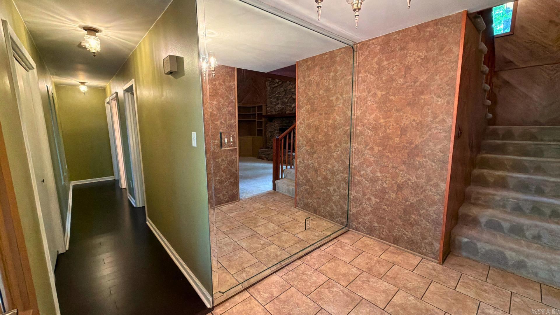 Marlowe Dr - Residential