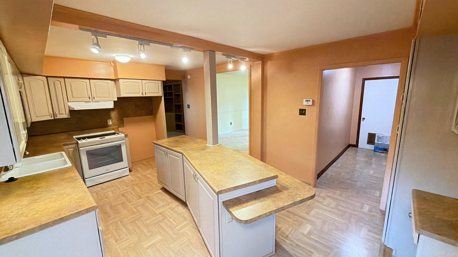 Marlowe Dr - Residential