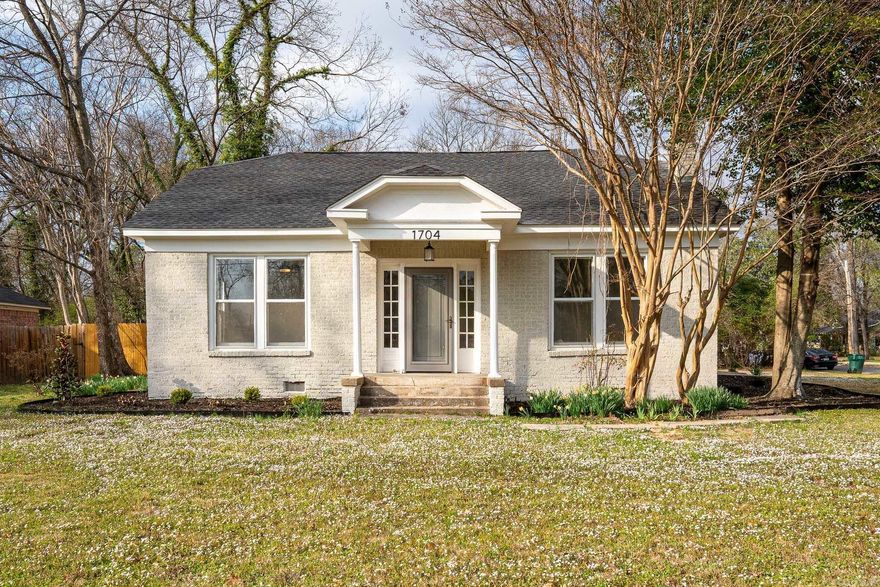 Early century charm with modern day conveniences. This home has been updated with a new kitchen and two beautifully remodeled bathrooms, one with a refurbished original clawfoot tub. The classic wood floors still have their warm luster and have been maintained. Tall ceilings throughout remain as well as the original mail slot near the front door. The new roof and exterior and interior paint have sure freshened things up. In sight of CBC you can take a stroll or roll to dinner in downtown Conway. Start packing cause this home is move in ready!