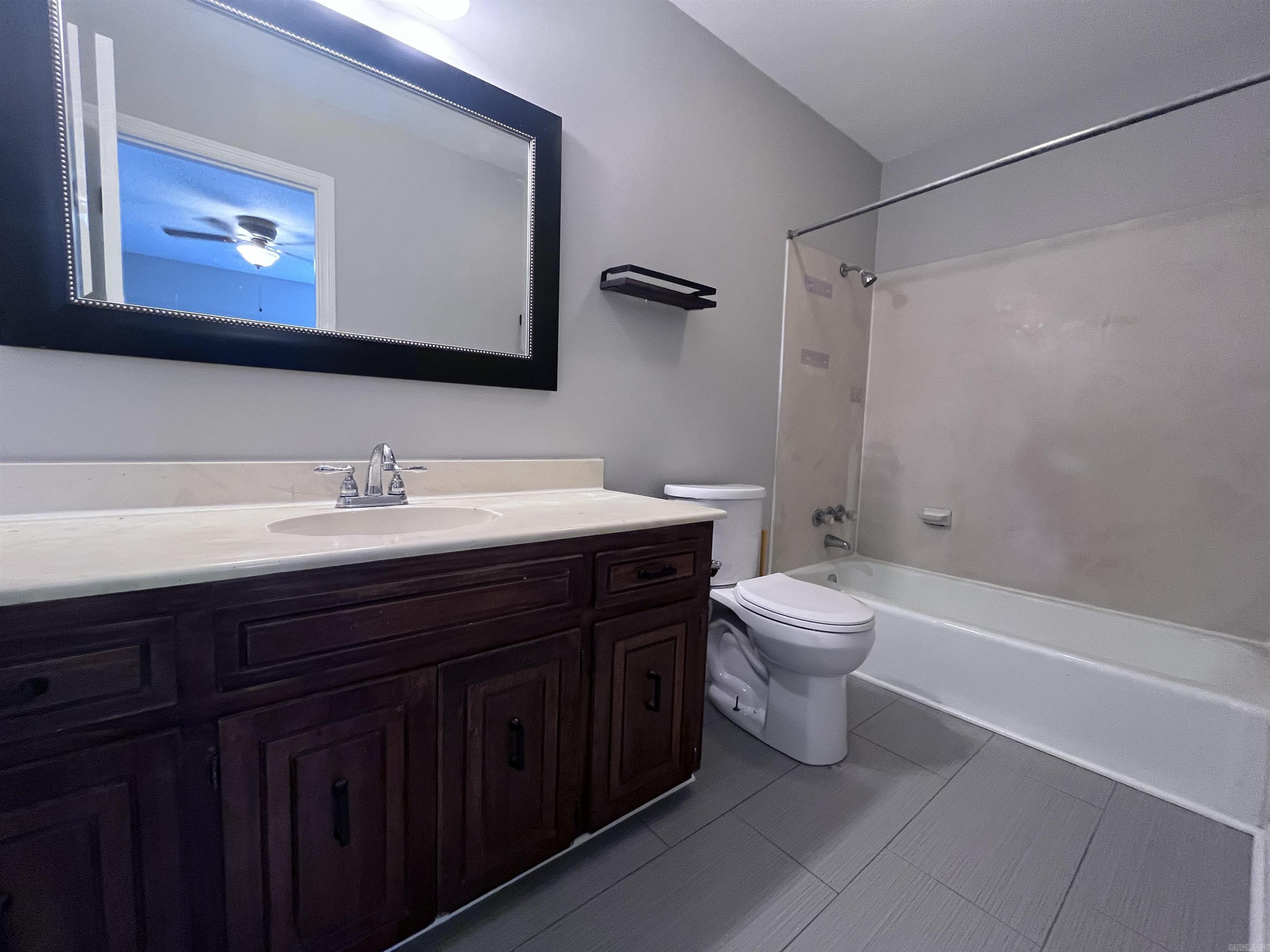 Stonewall - Residential Lease