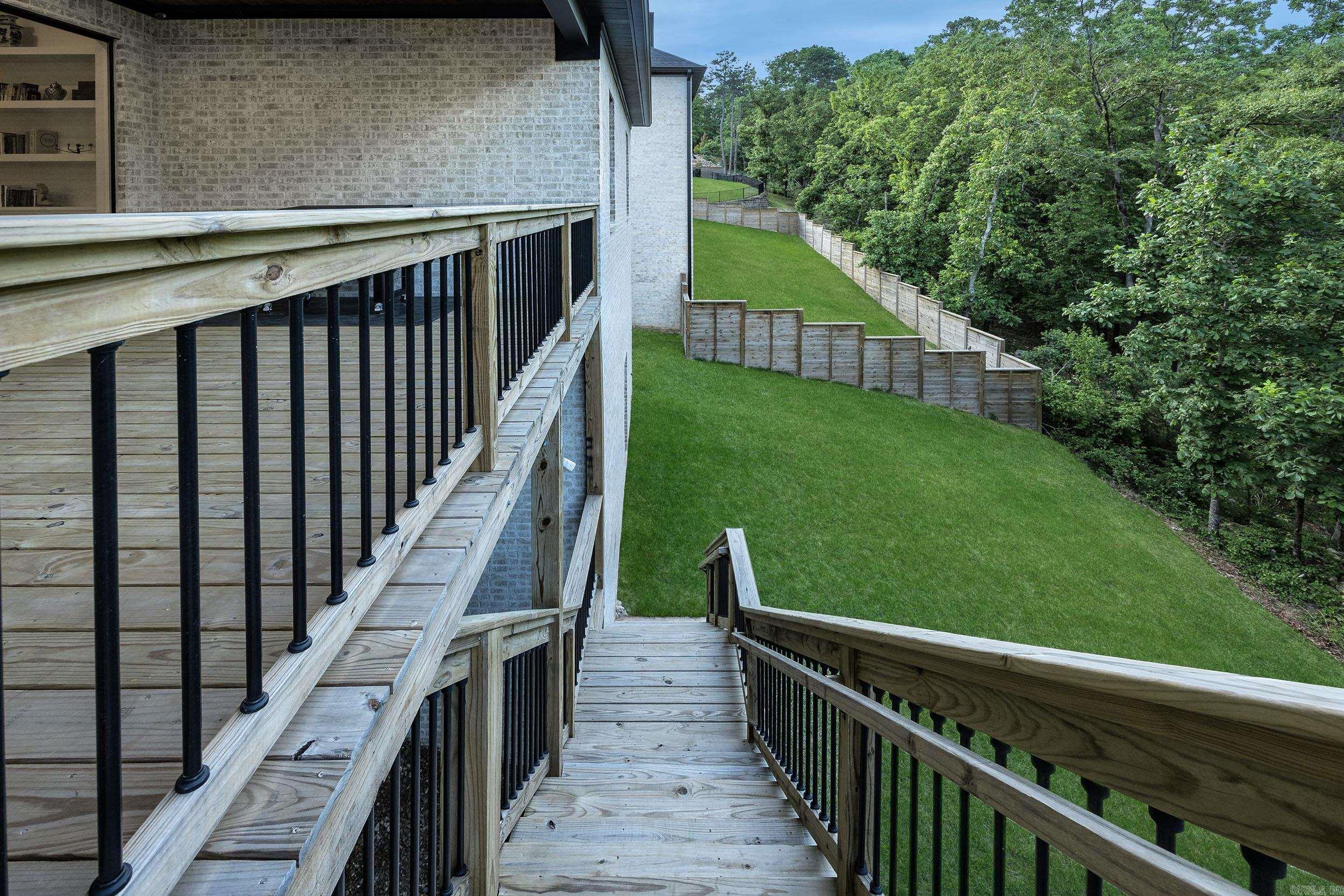 CHENAL VALLEY "FALSTONE COURT" - Residential