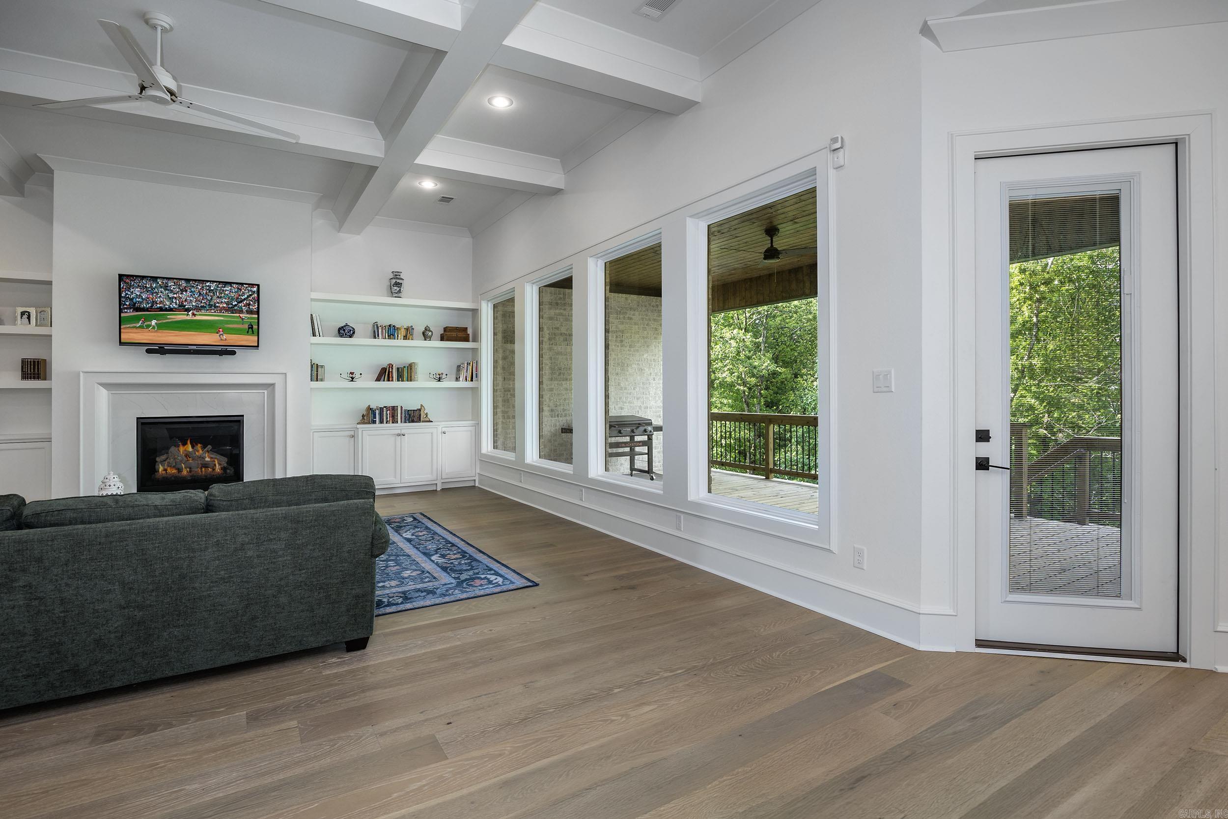CHENAL VALLEY "FALSTONE COURT" - Residential