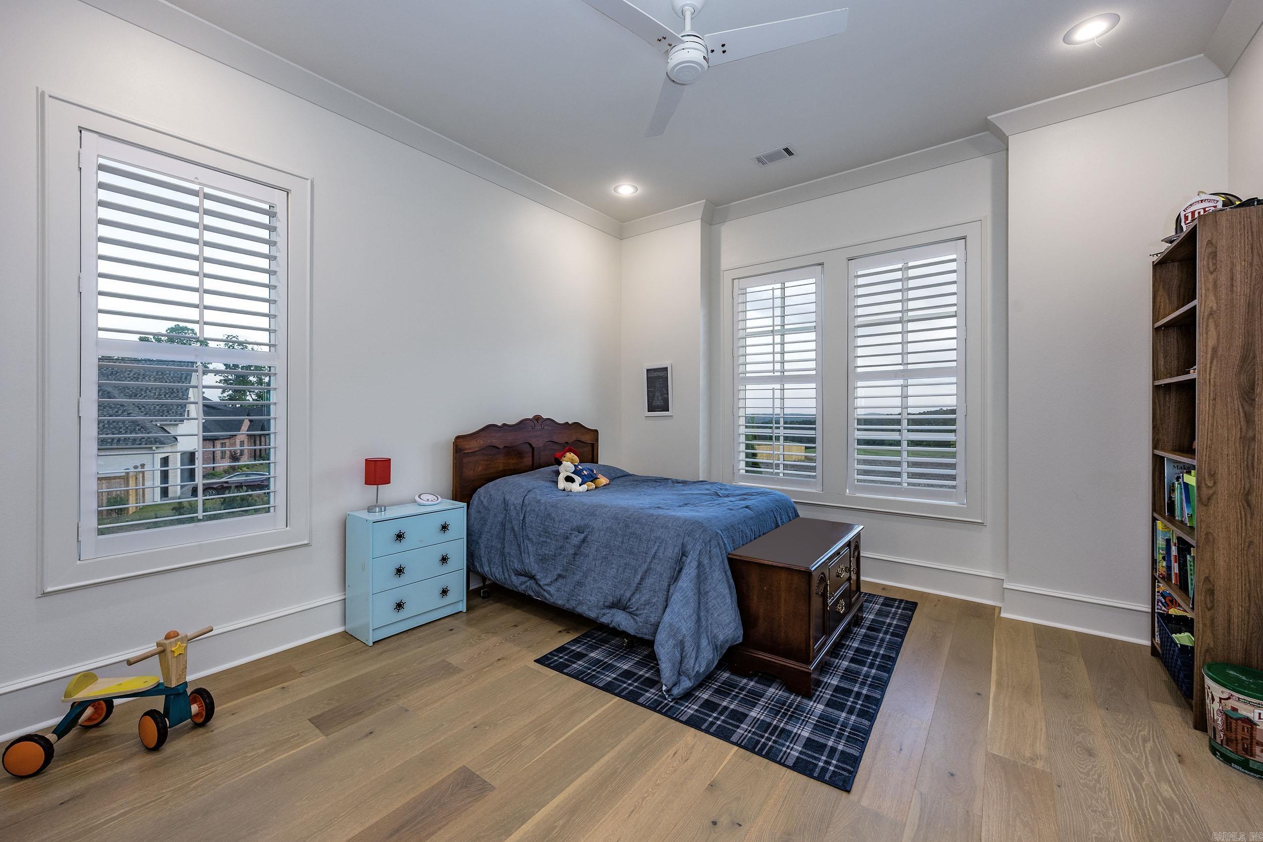 CHENAL VALLEY "FALSTONE COURT" - Residential