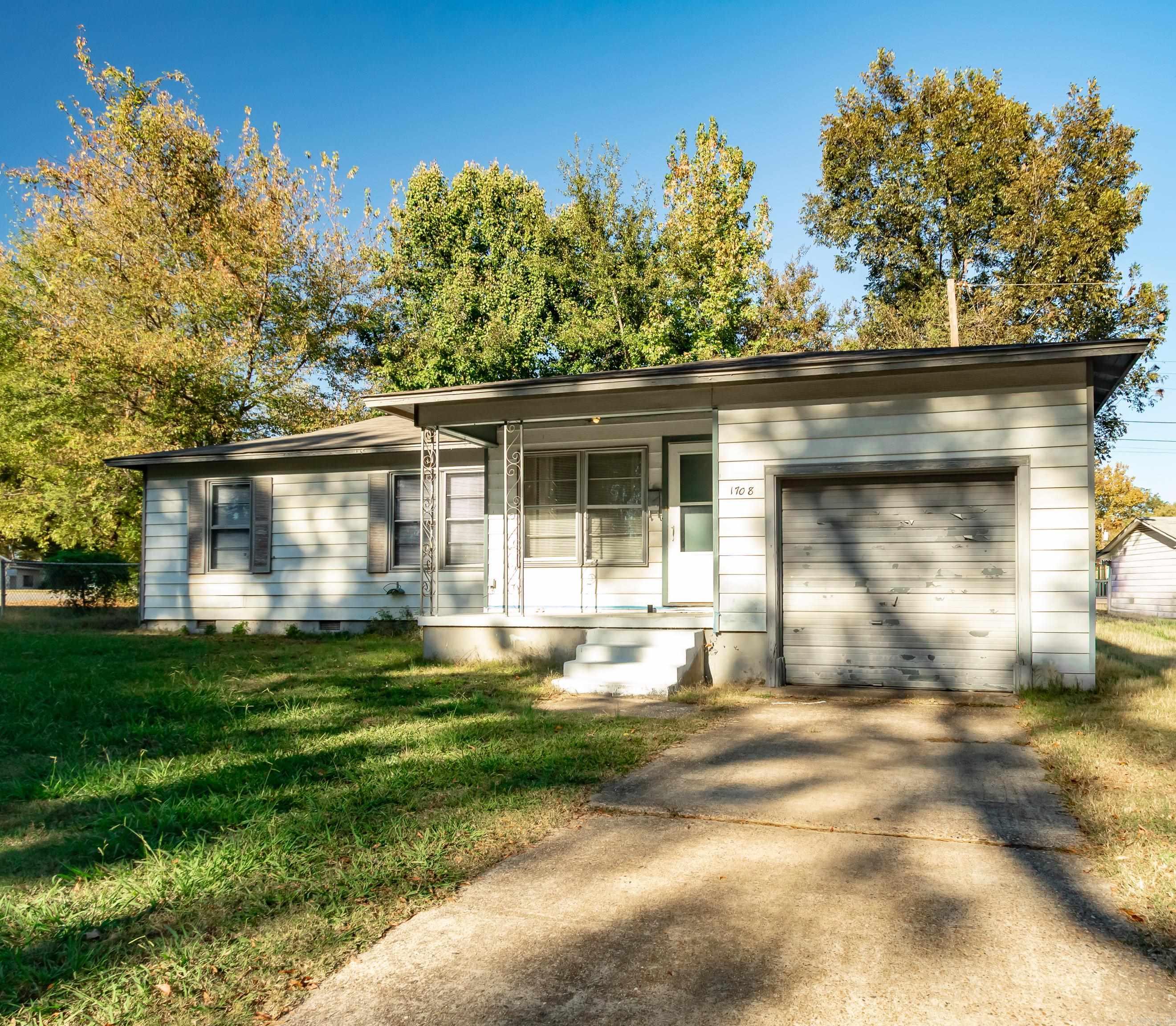 Keaton WW 2nd - Residential