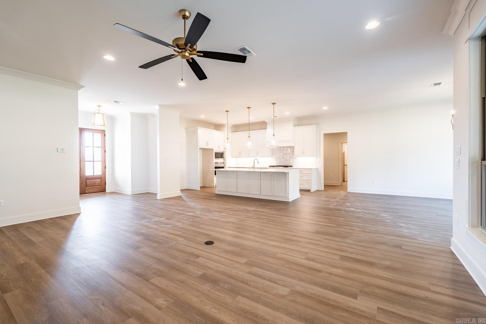 MAUMELLE VALLEY ESTATES - Residential