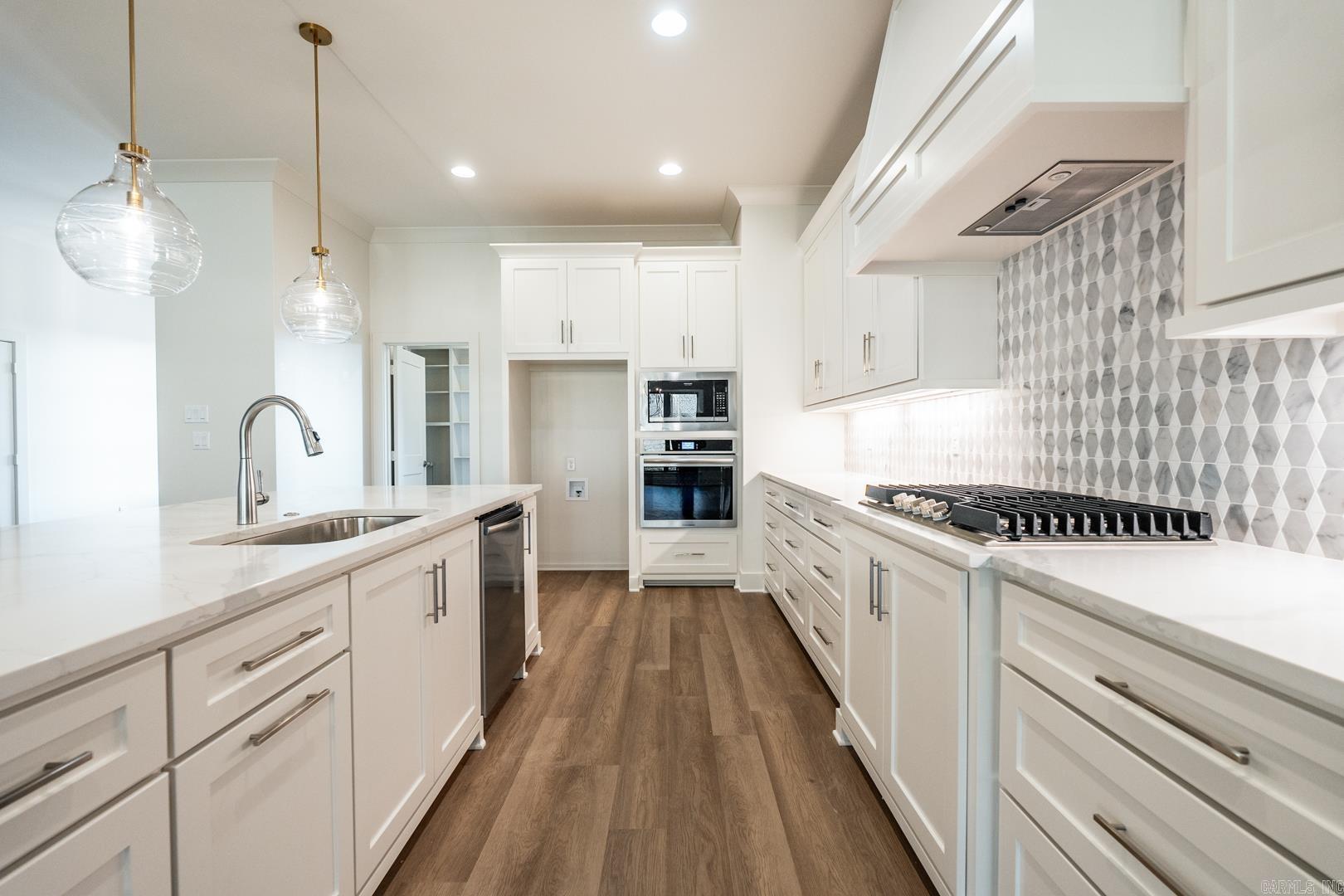 MAUMELLE VALLEY ESTATES - Residential