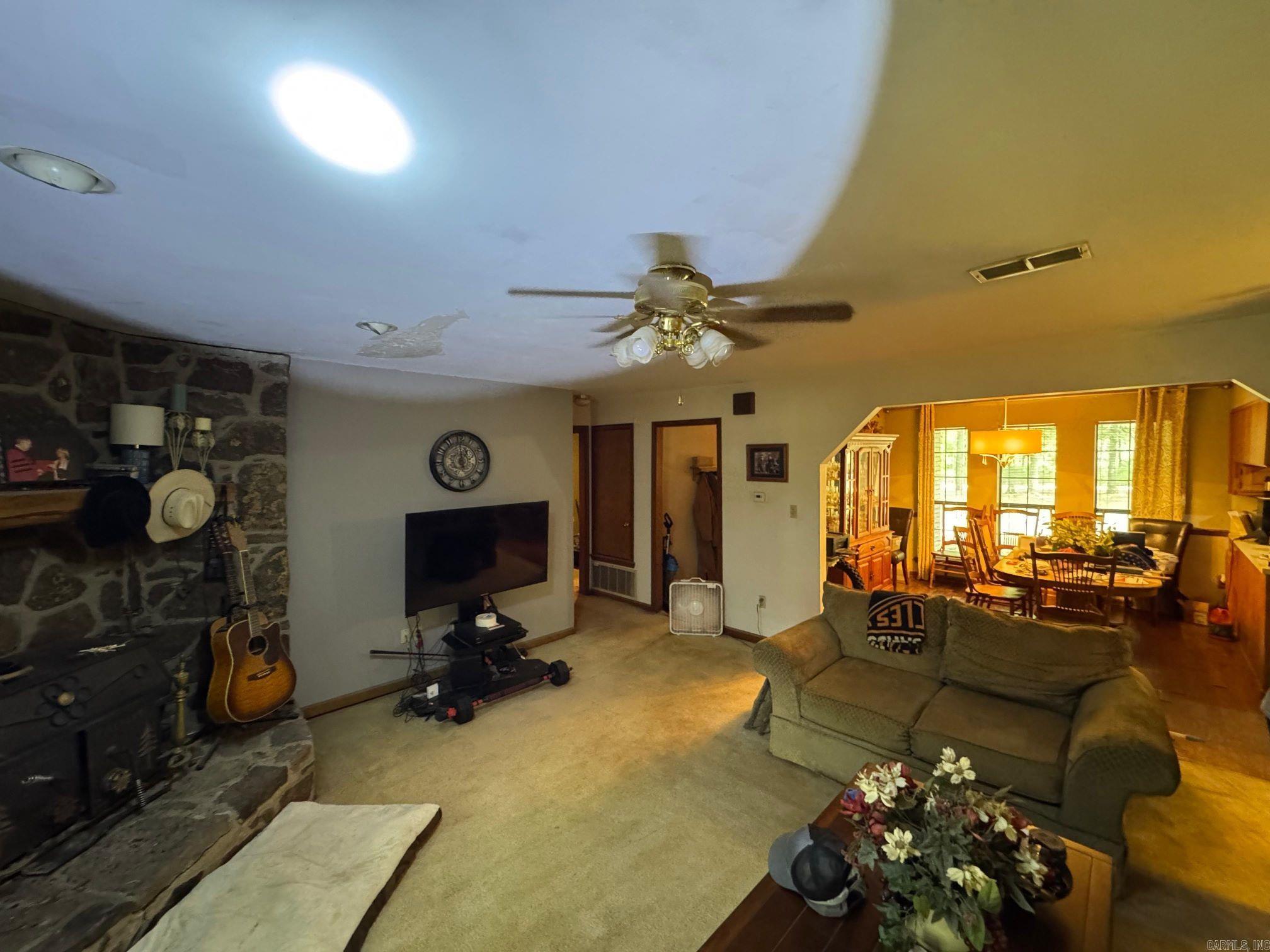COUNTRY VILLAGE ESTATES - Residential