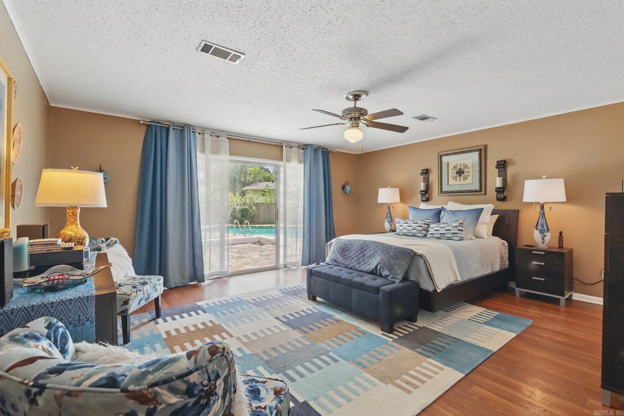 BRIARWOOD - Residential