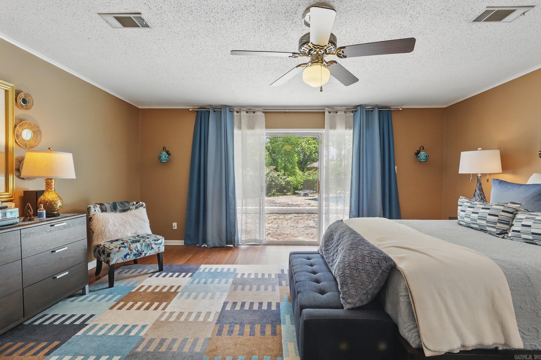 BRIARWOOD - Residential