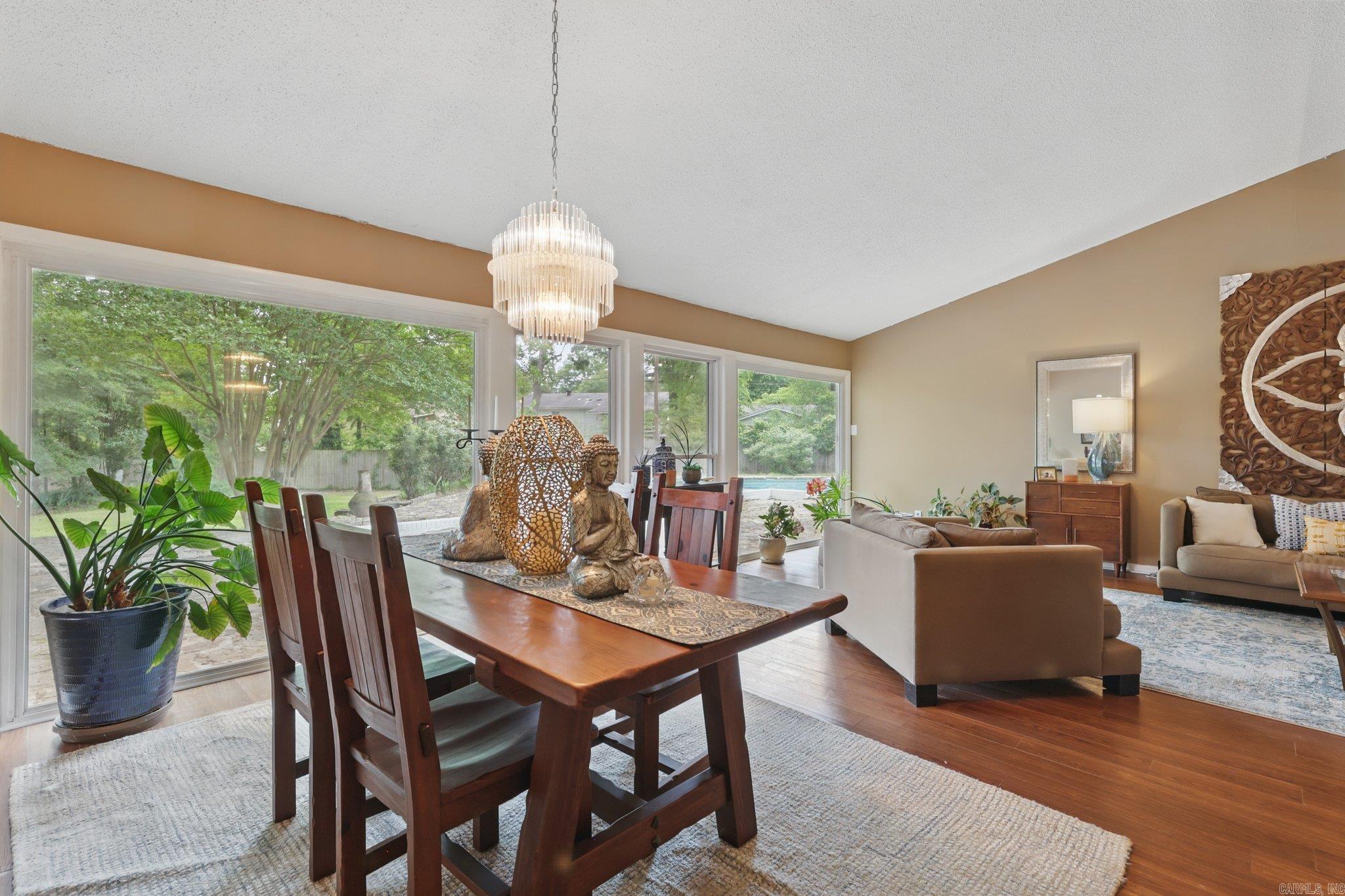 BRIARWOOD - Residential