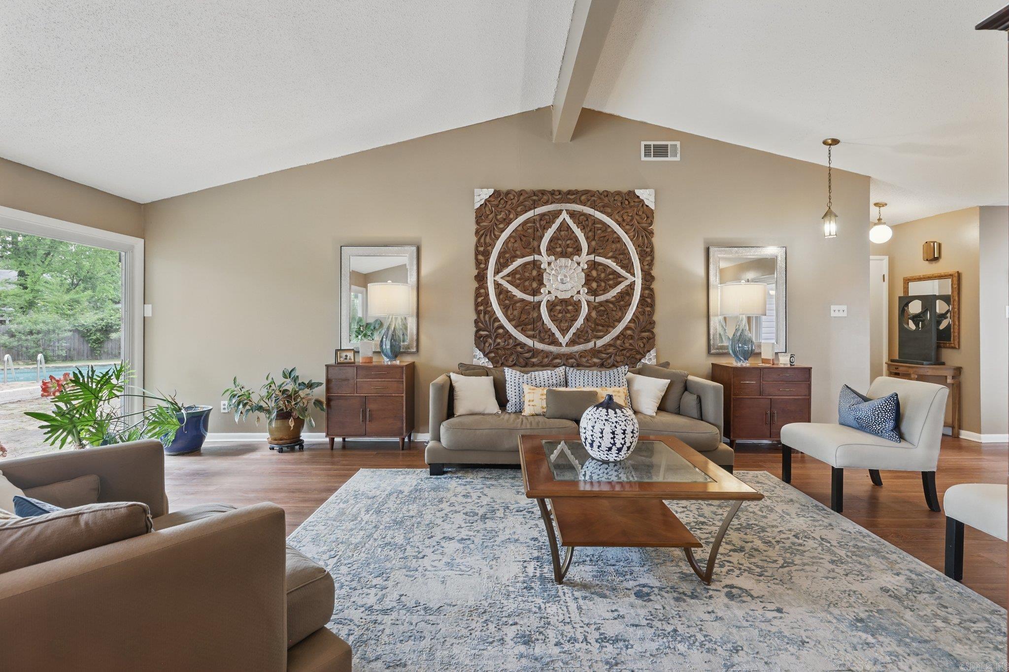 BRIARWOOD - Residential