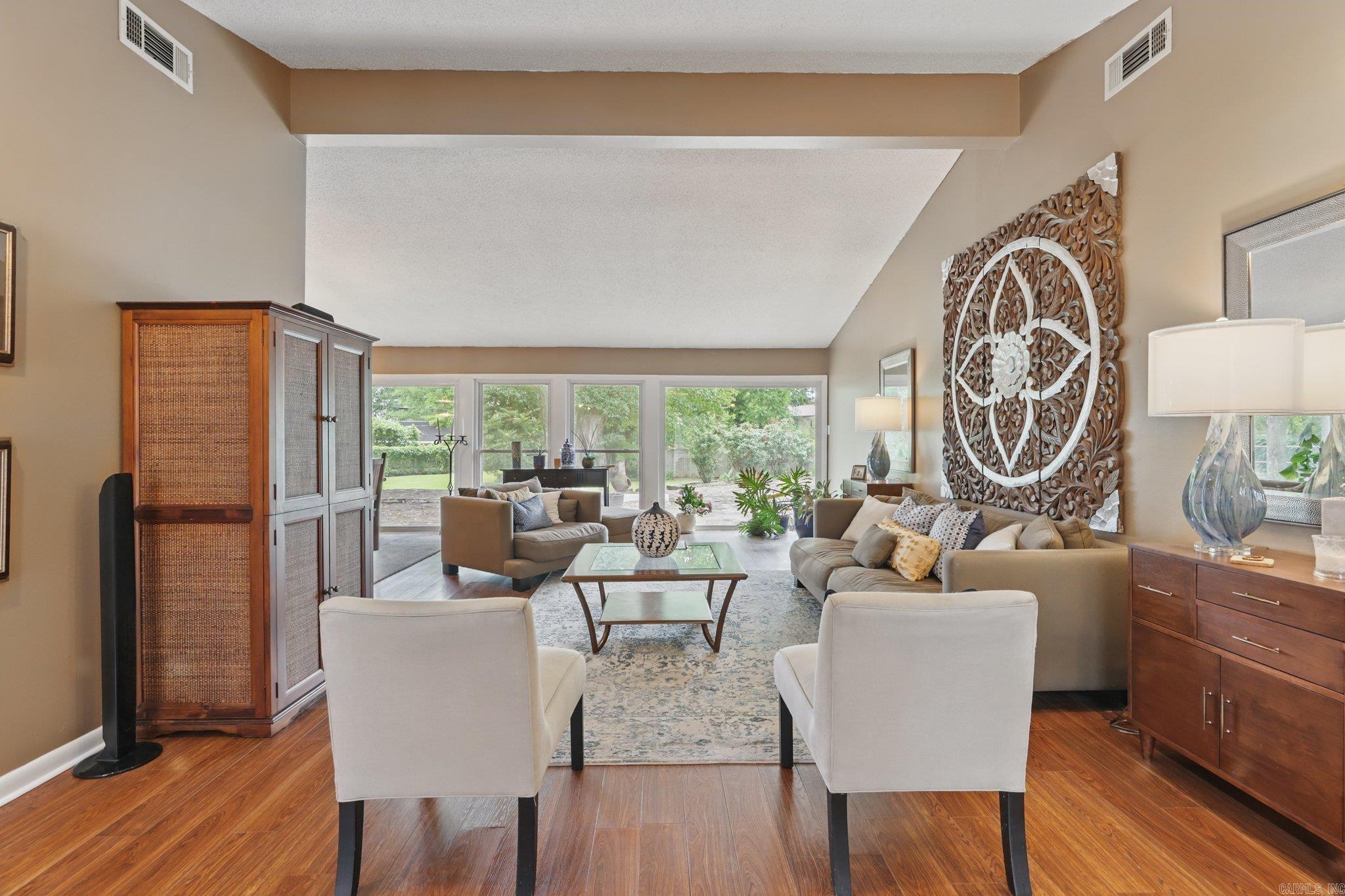 BRIARWOOD - Residential