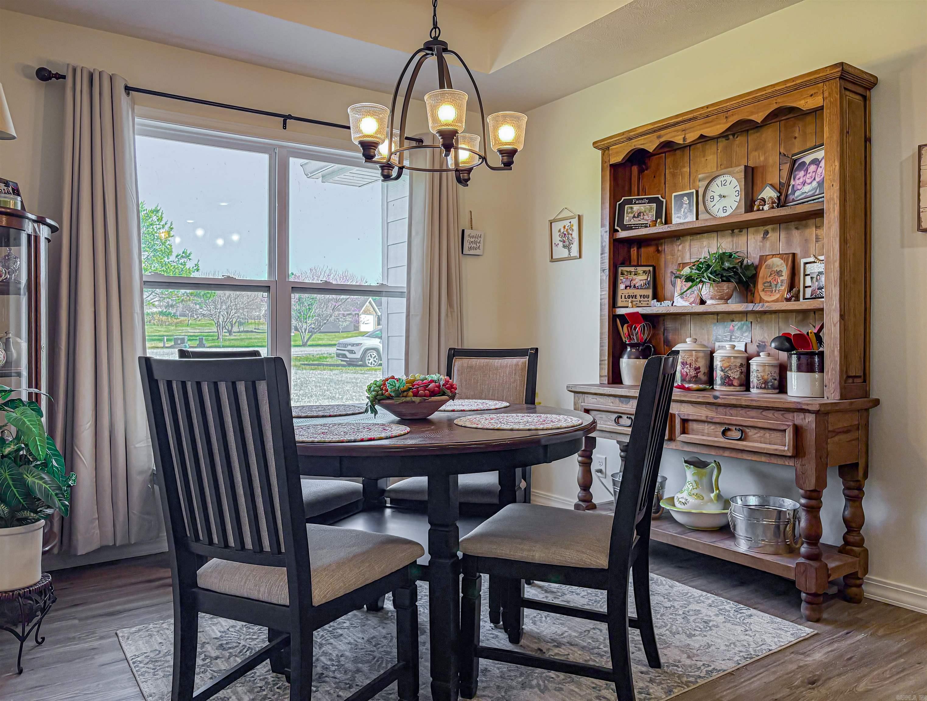 WEST VALLEY ESTATES - Residential