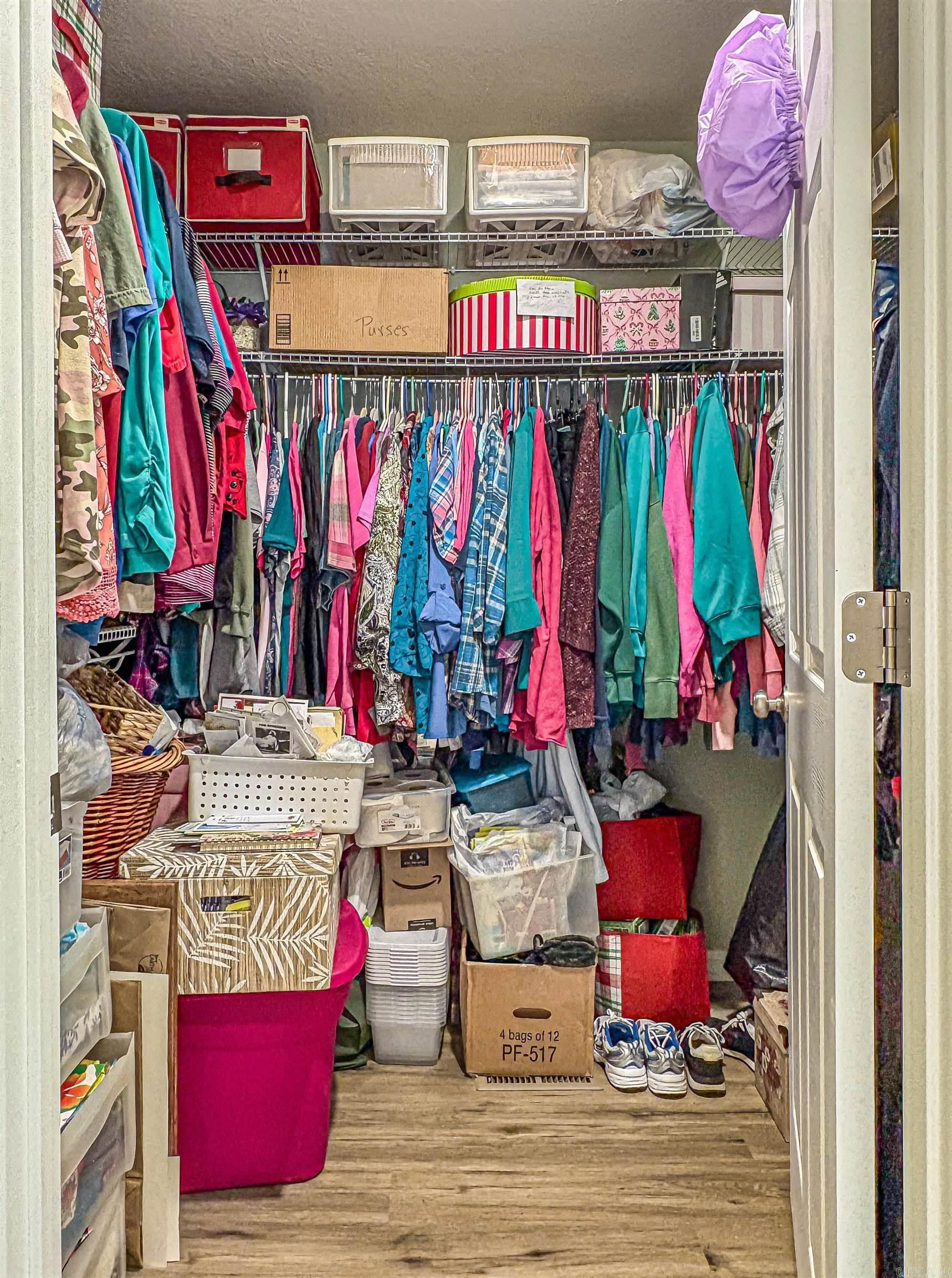 WEST VALLEY ESTATES - Residential