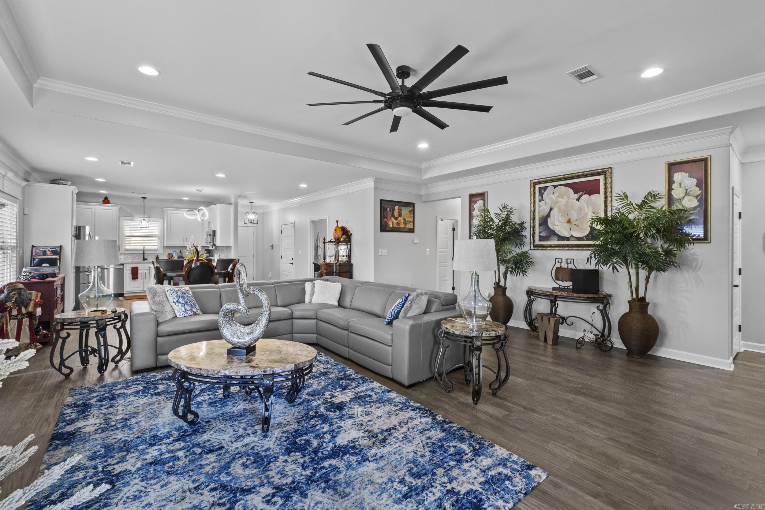 WANDERING RIDGE - Residential