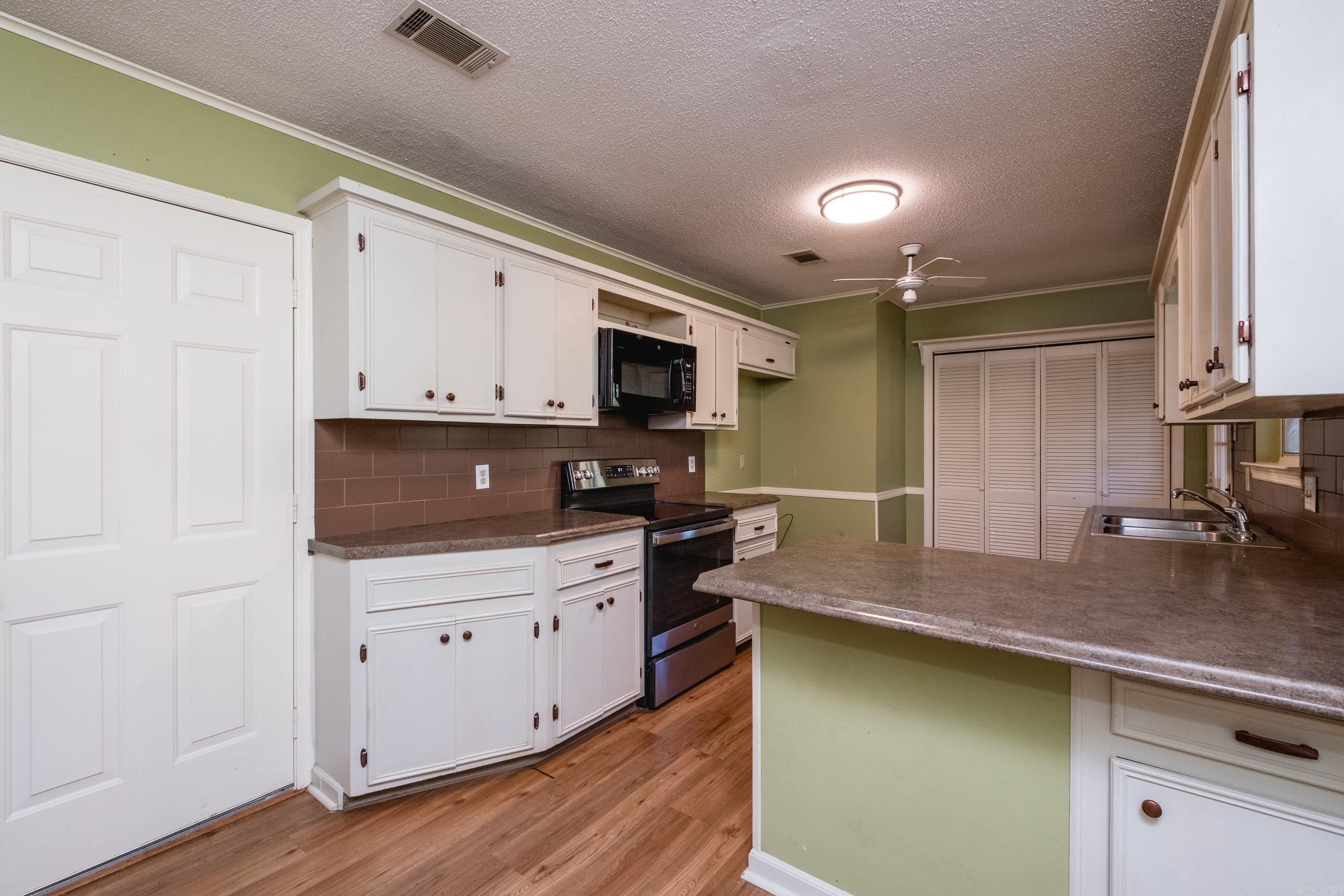 COLONY PLACE - Residential