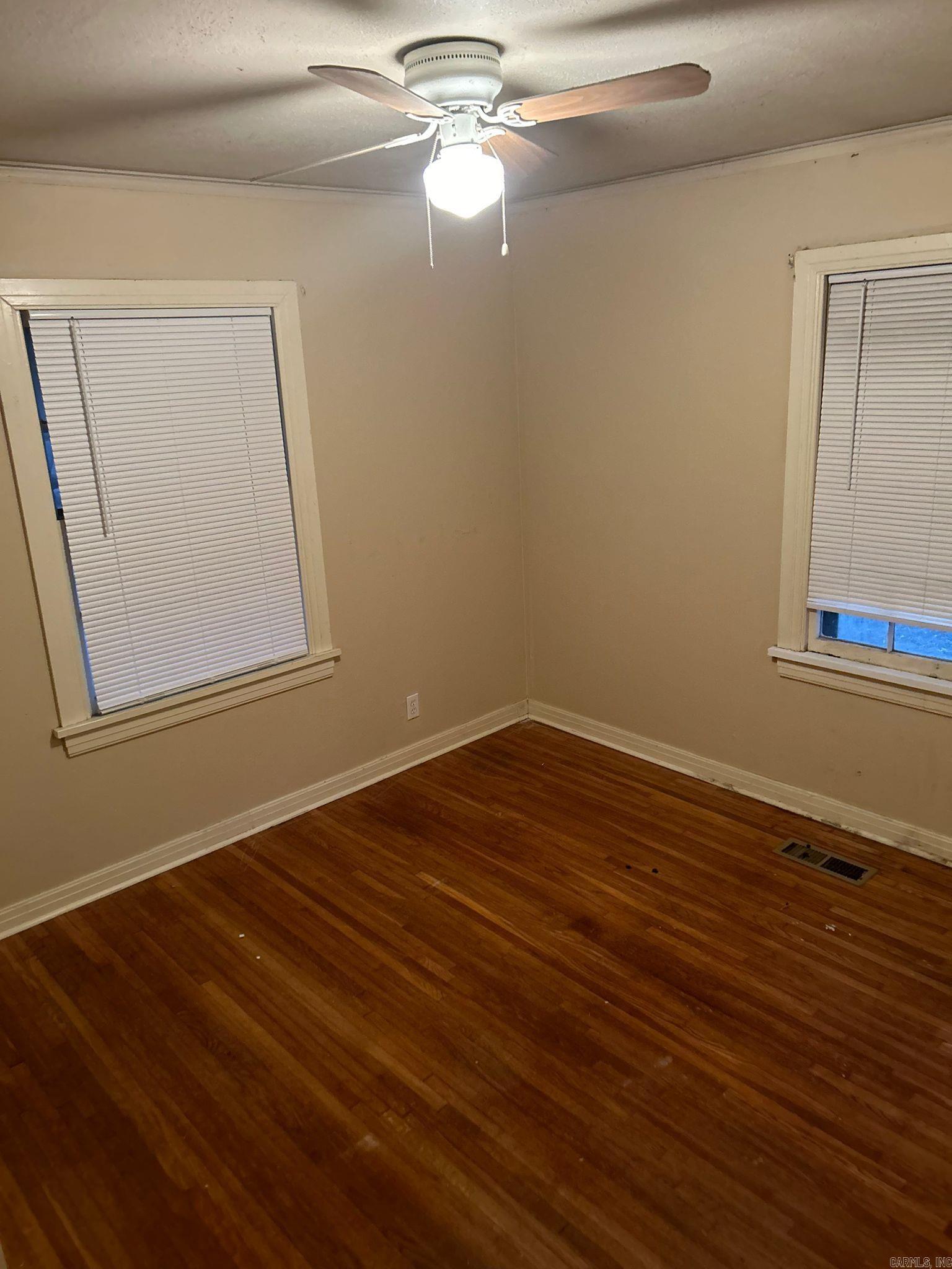 nil - Residential Lease