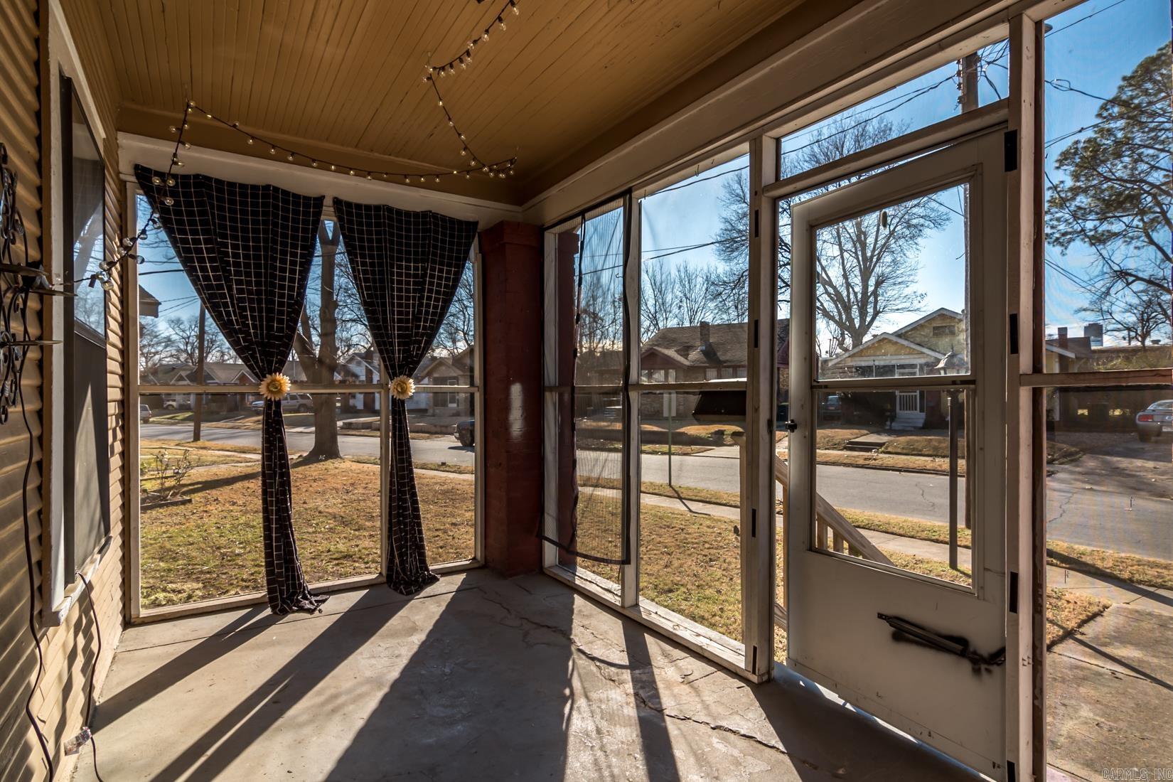 MELROSE PLACE ADDN - Residential